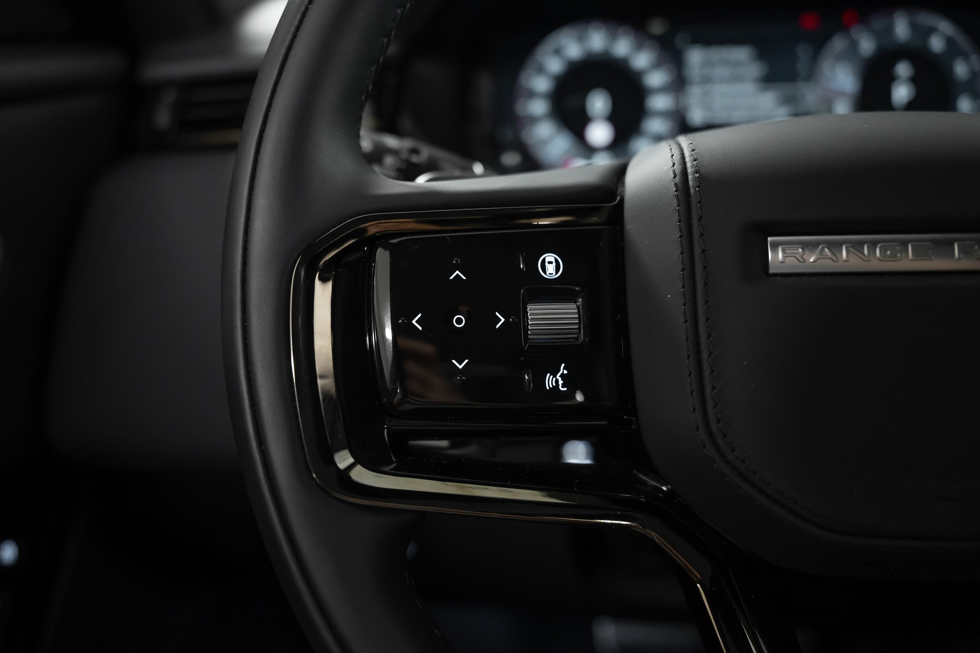 LAND ROVER Range Rover Velar 2.0 P400e Dynamic SE-image-22