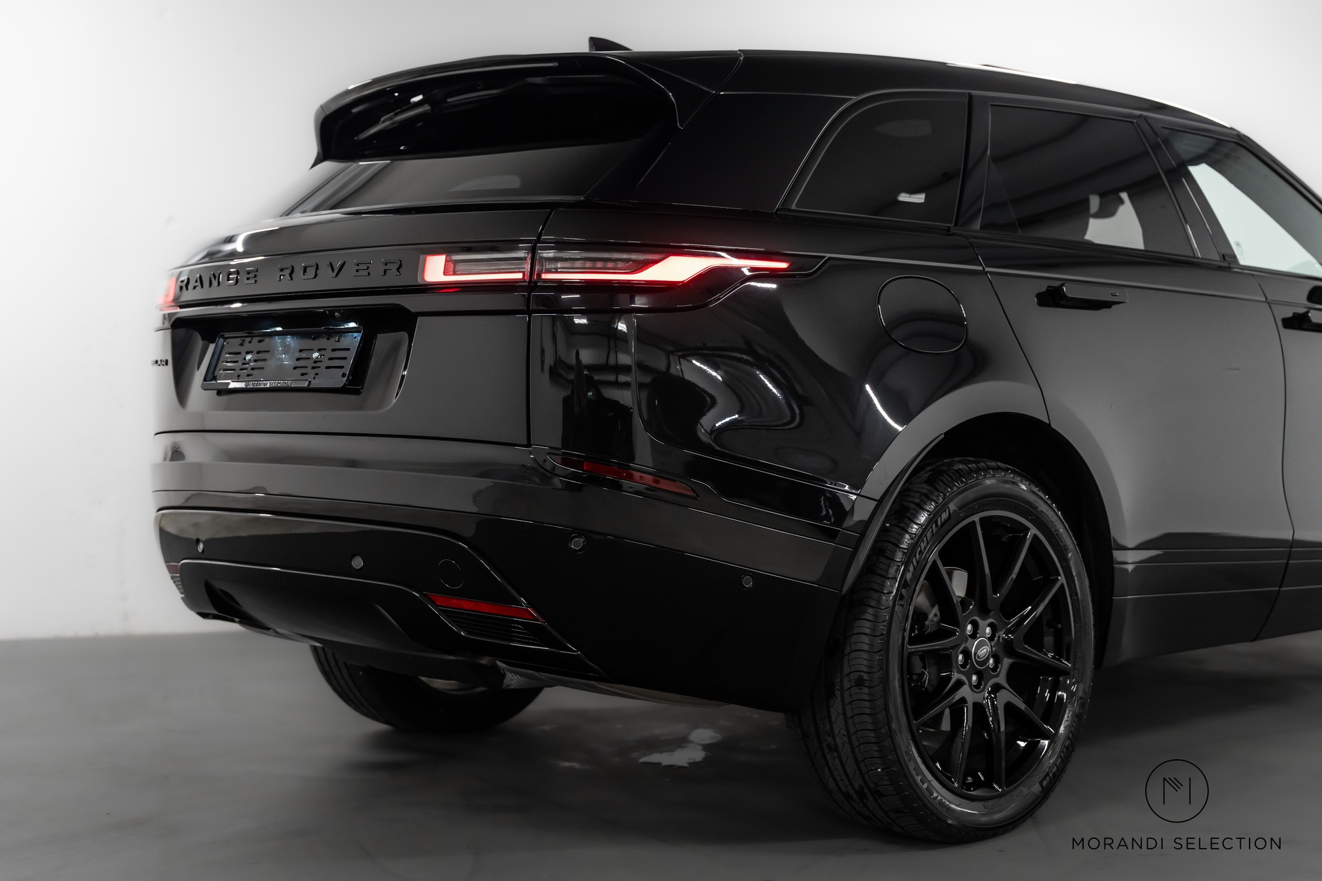 LAND ROVER Range Rover Velar 2.0 P400e Dynamic SE-image-4