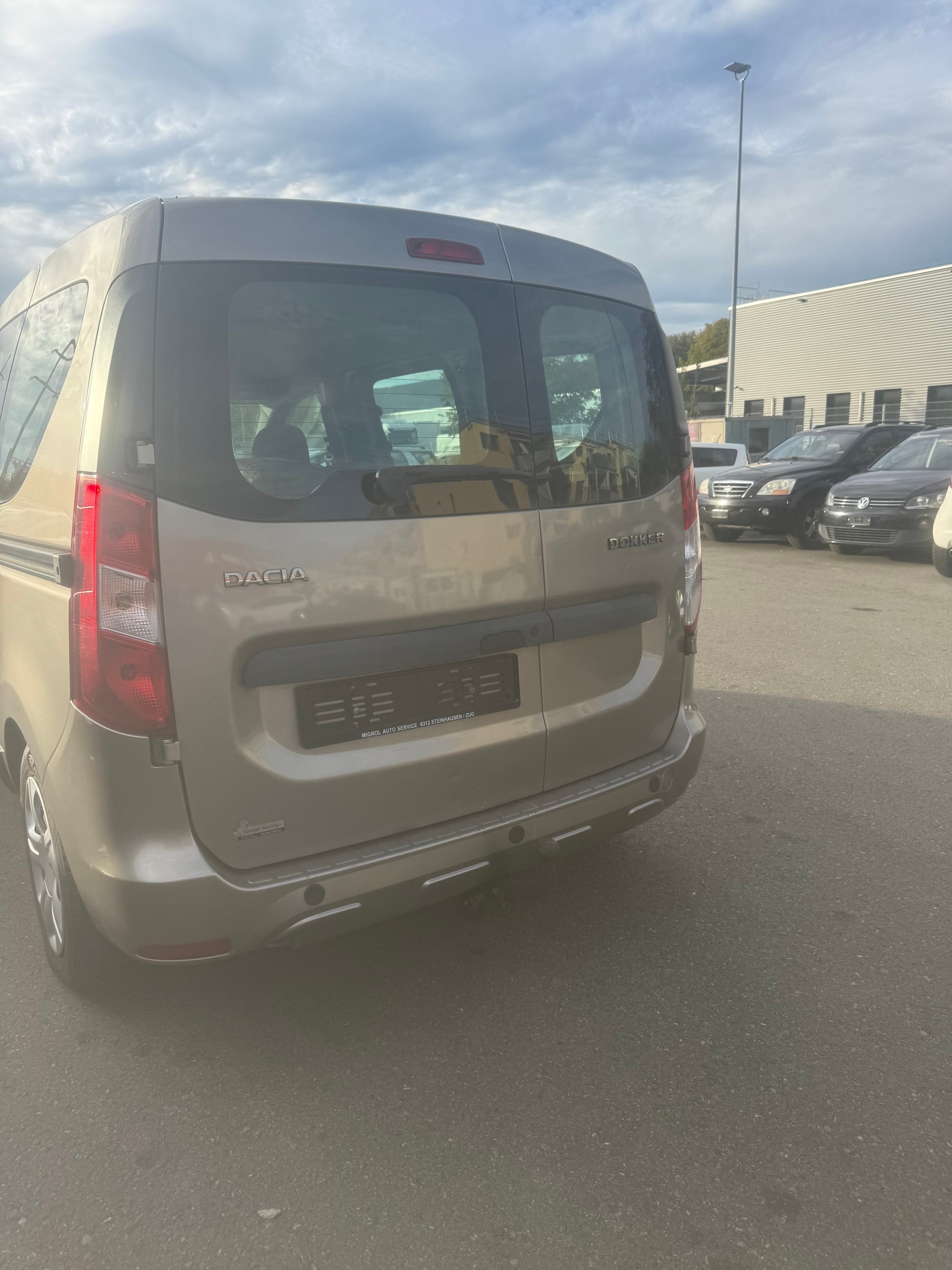 DACIA Dokker 1.2 T Supreme-image-2