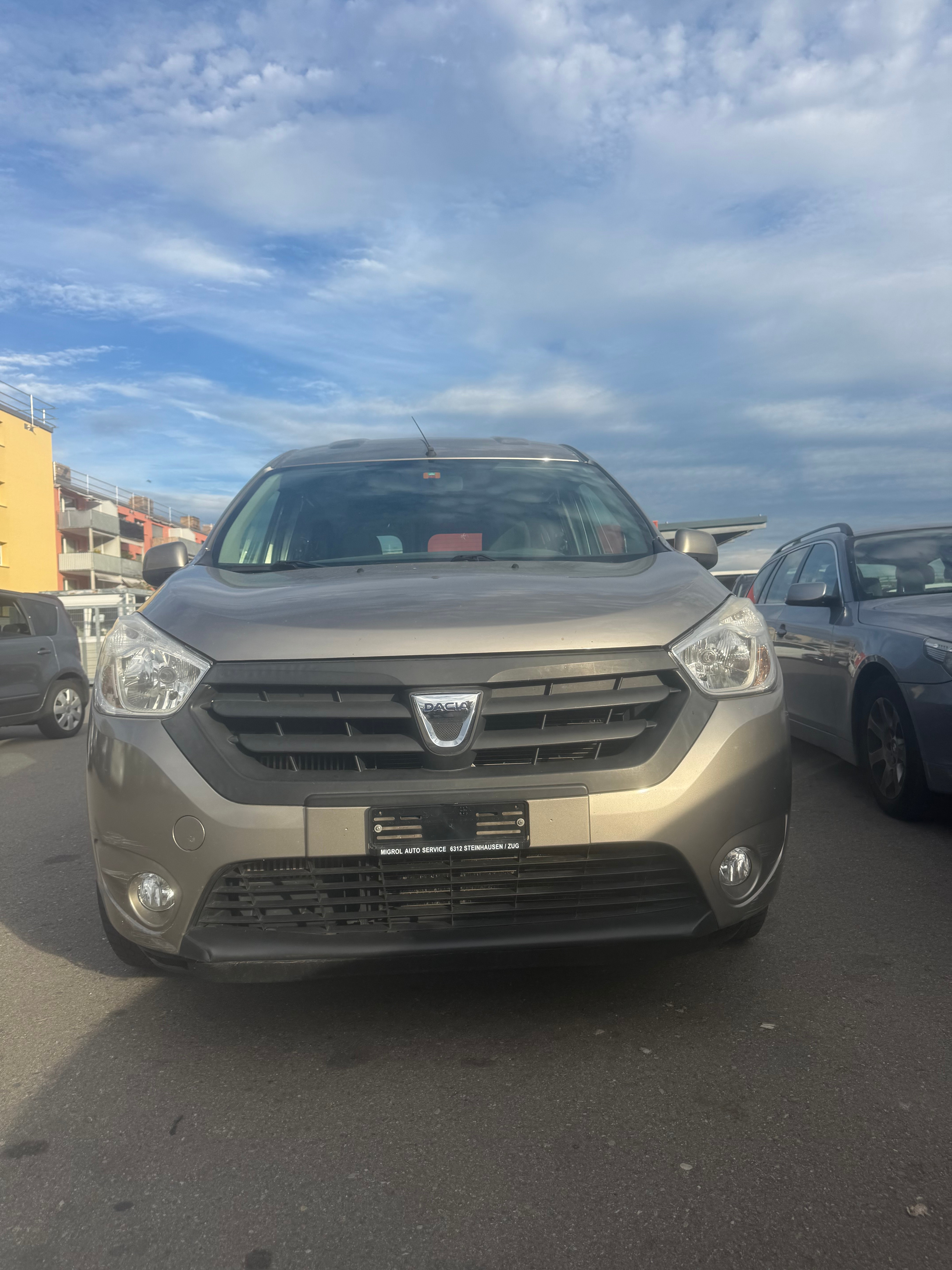 Car photo
