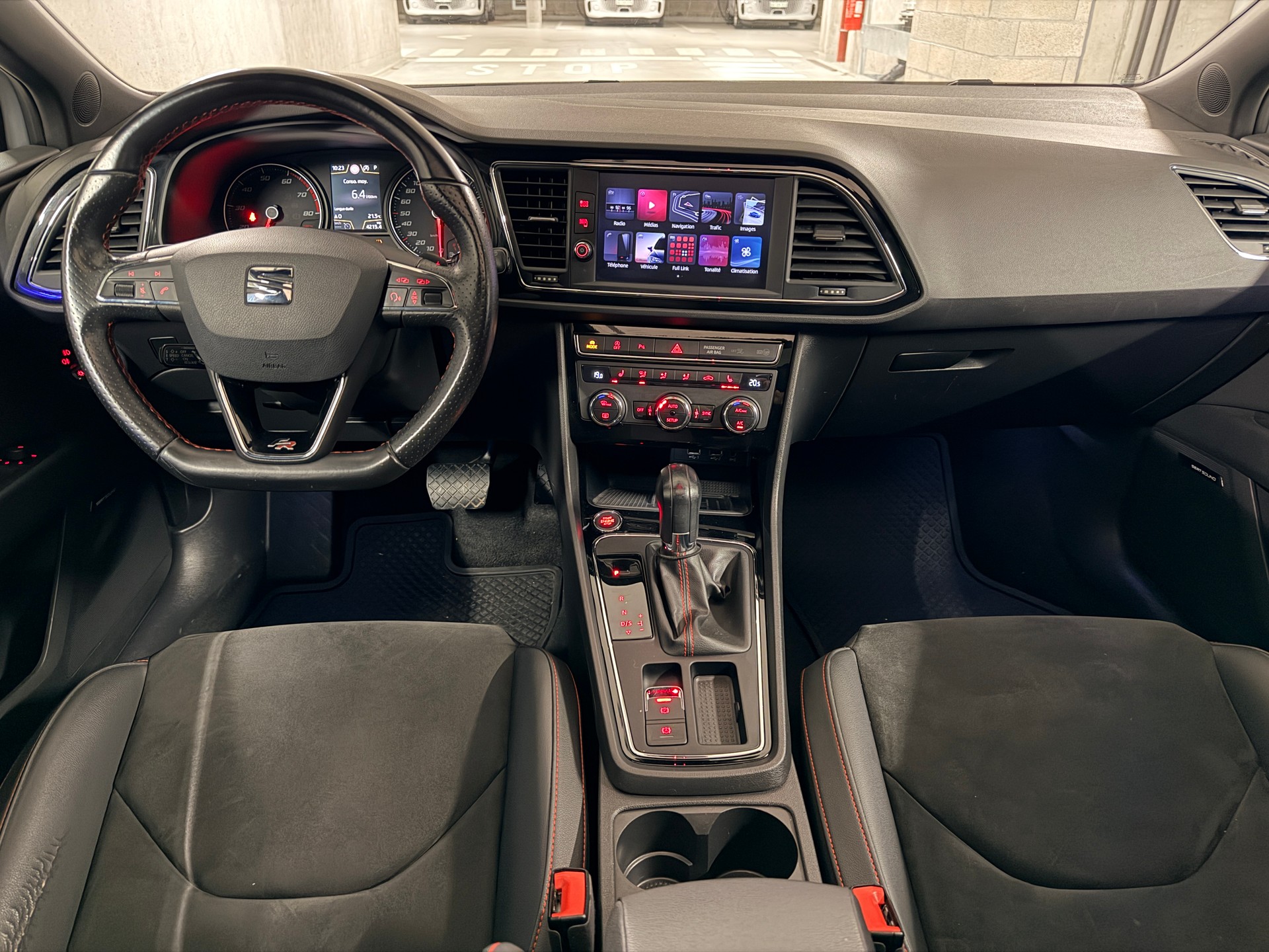 SEAT Leon ST 1.4 TSI ACT FR DSG-image-12