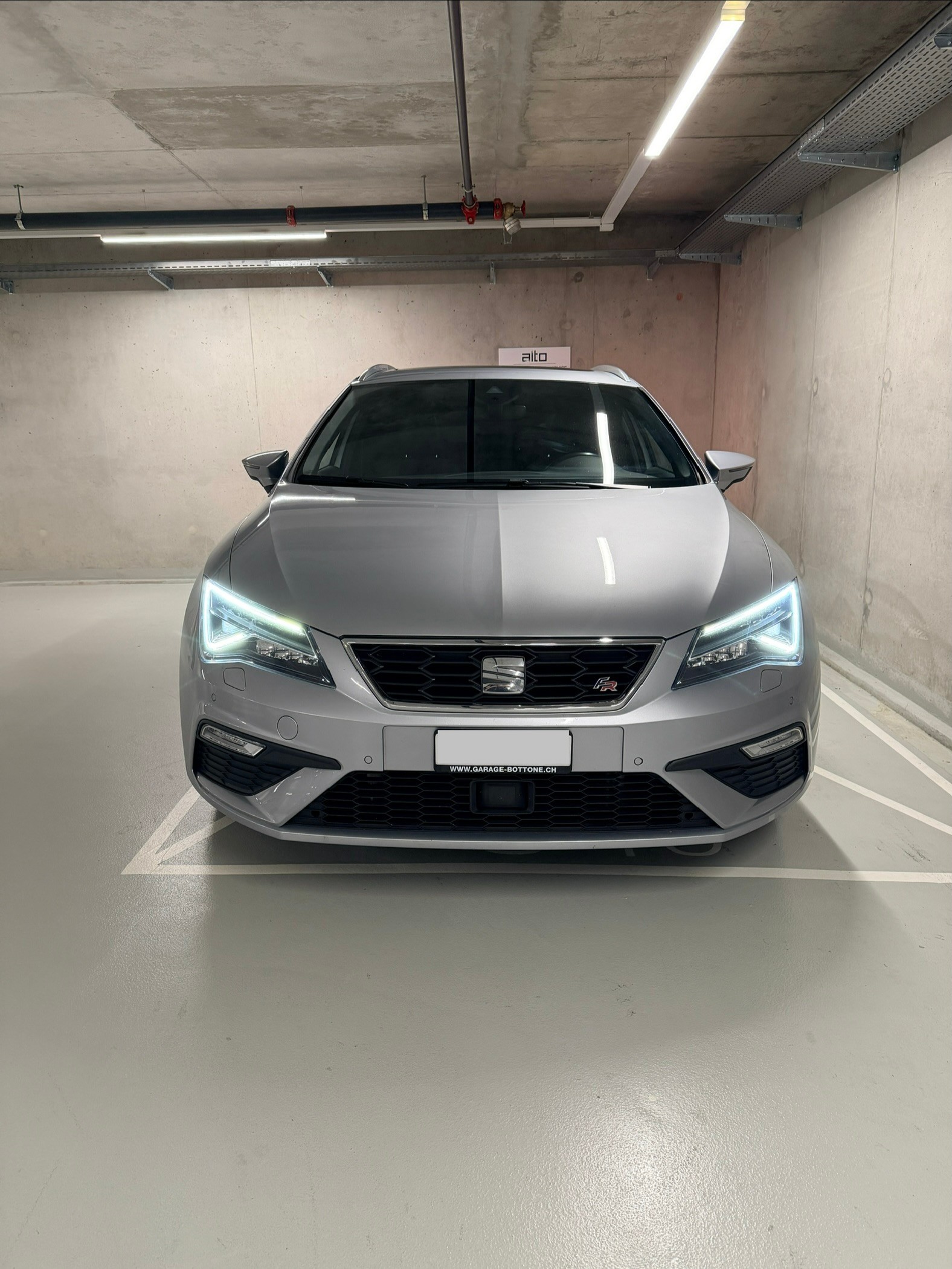 SEAT Leon ST 1.4 TSI ACT FR DSG-image-7