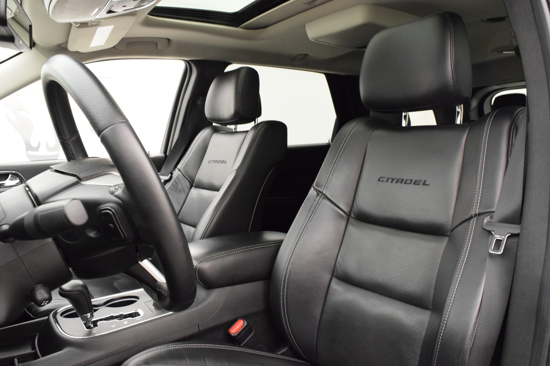 DODGE Durango Citadel 5.7 AWD-image-9