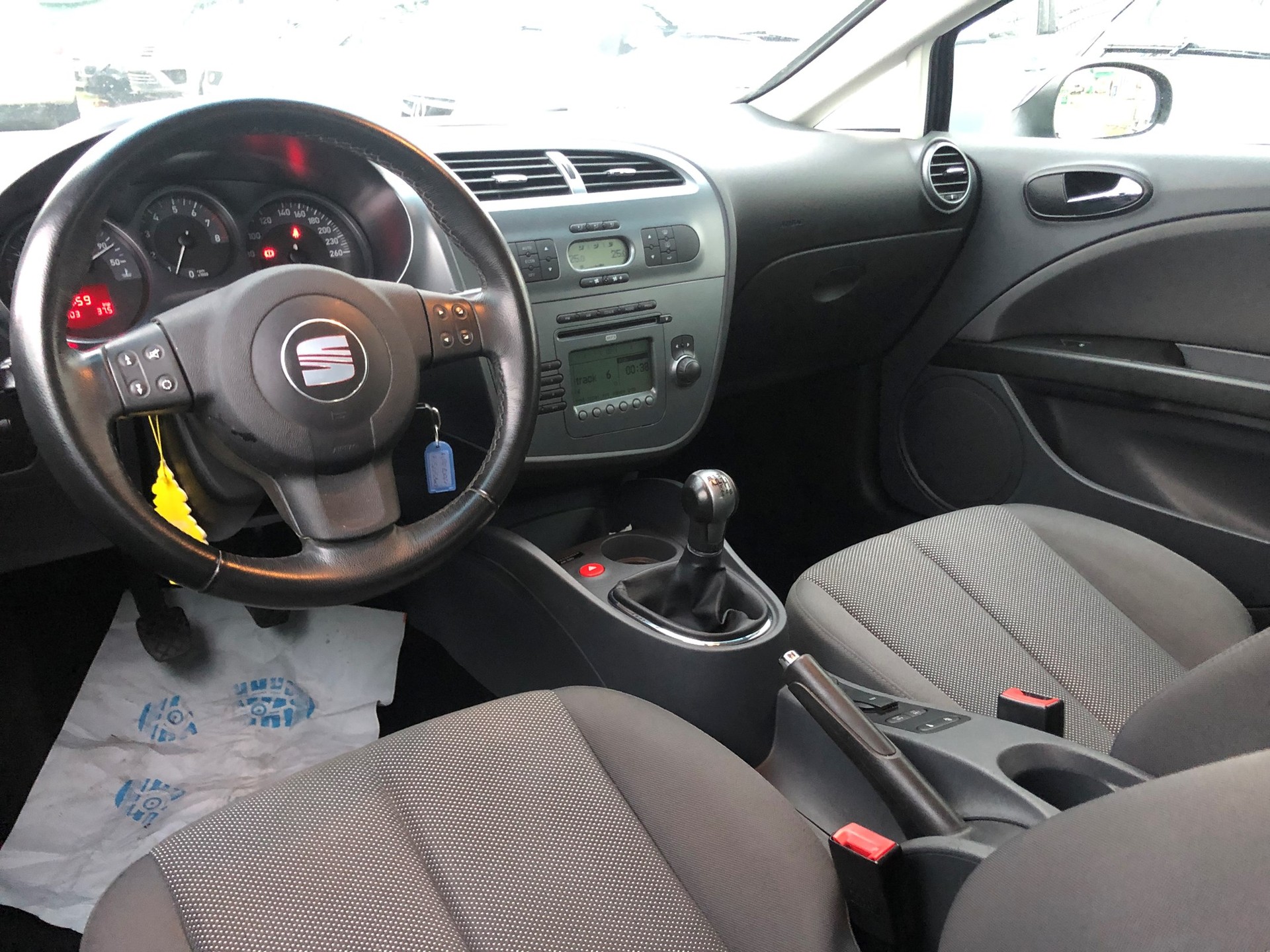 SEAT Leon 2.0 FSI Stylance-image-7