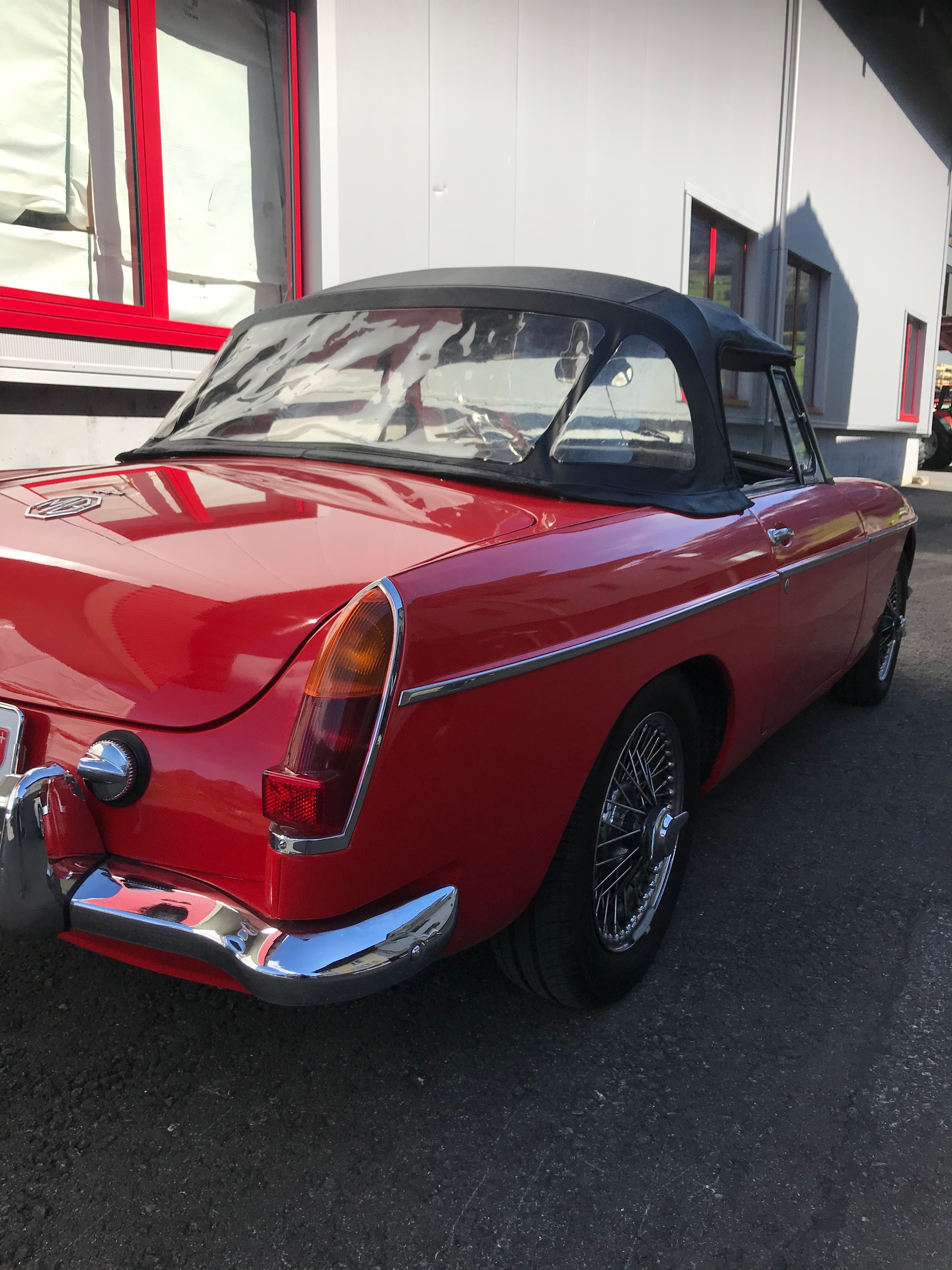 MG MGB Cabriolet-image-10