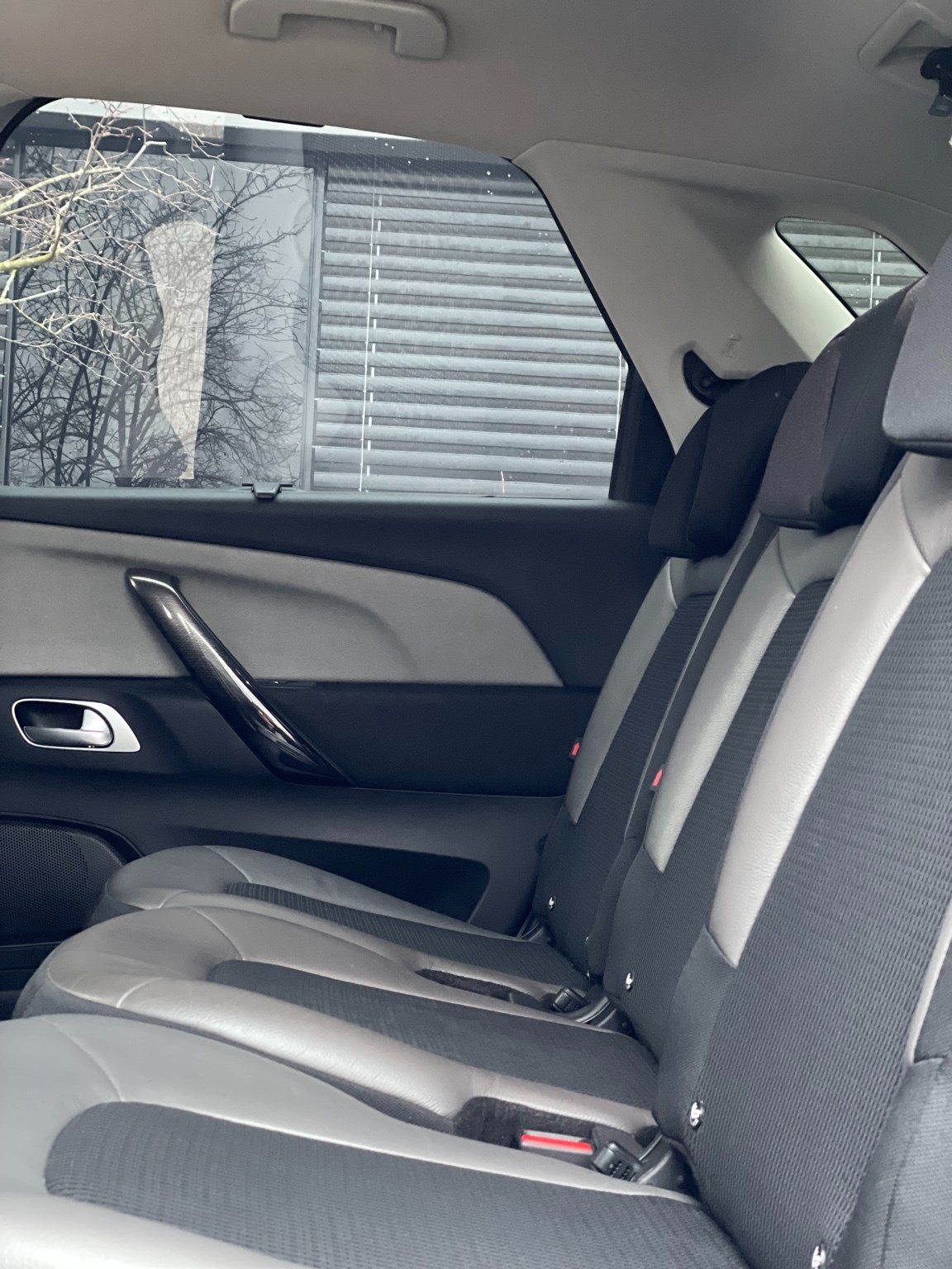 CITROEN C4 Picasso 1.6i 16V THP Séduction-image-7