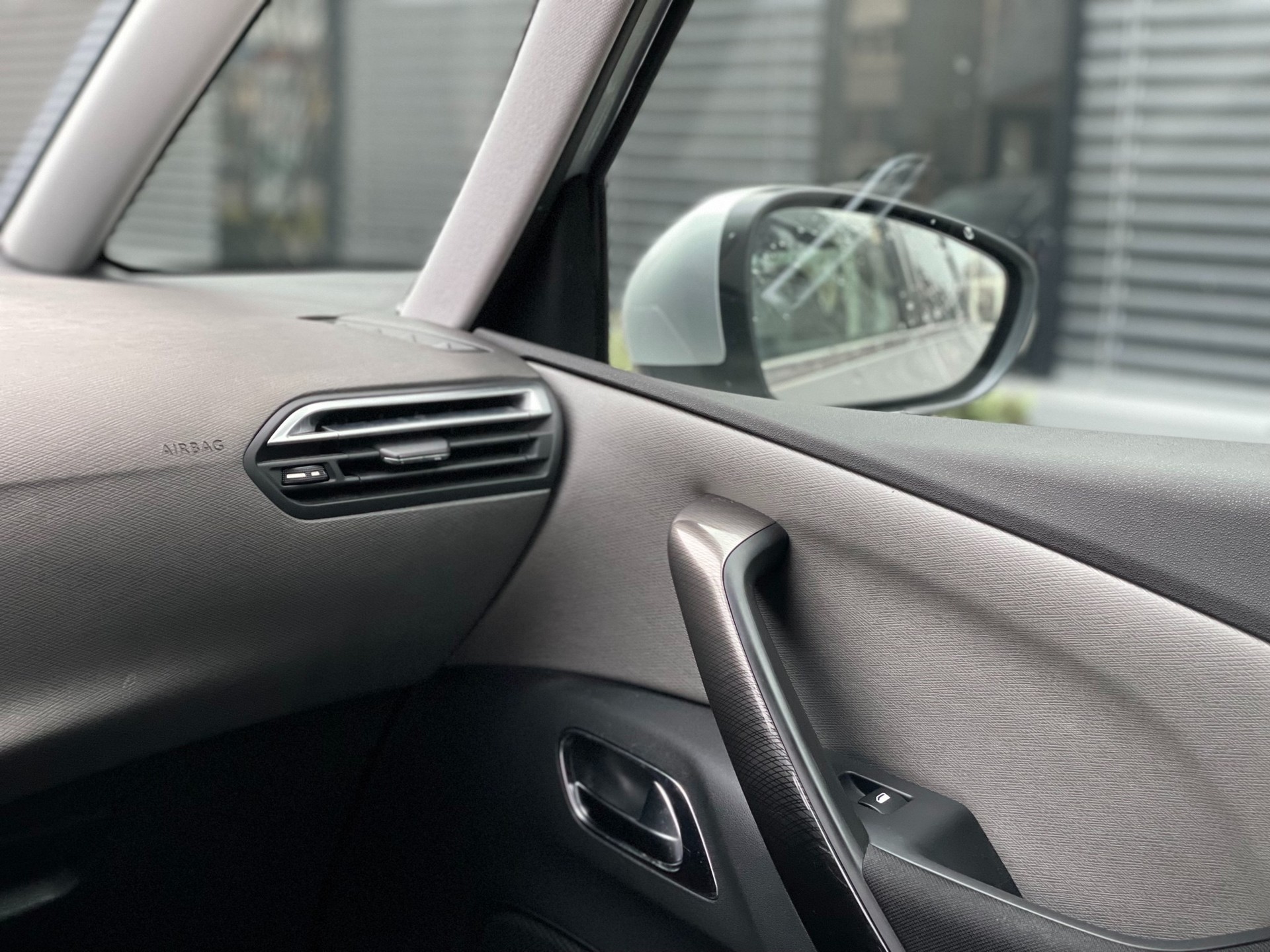 CITROEN C4 Picasso 1.6i 16V THP Séduction-image-8
