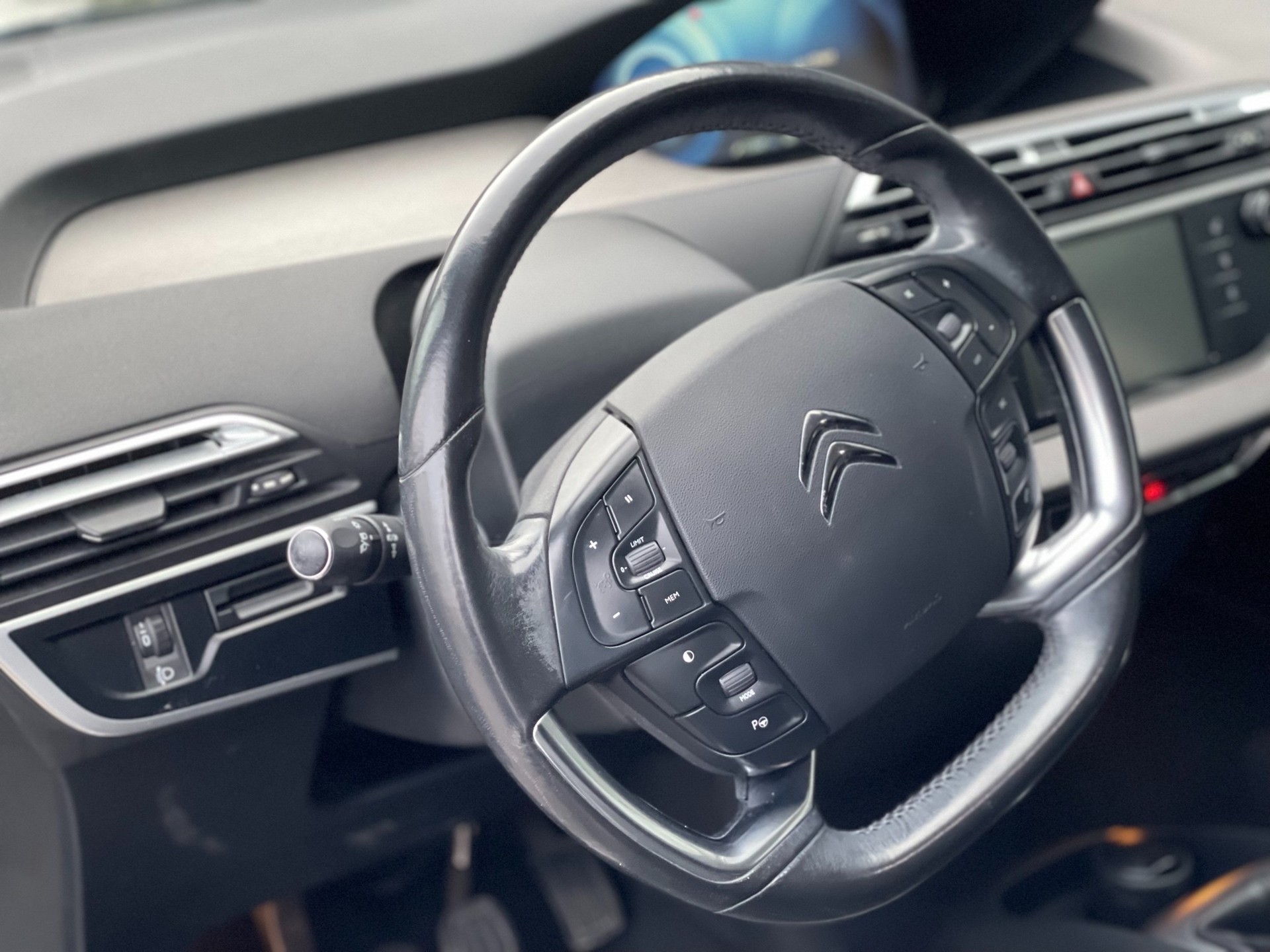 CITROEN C4 Picasso 1.6i 16V THP Séduction-image-9
