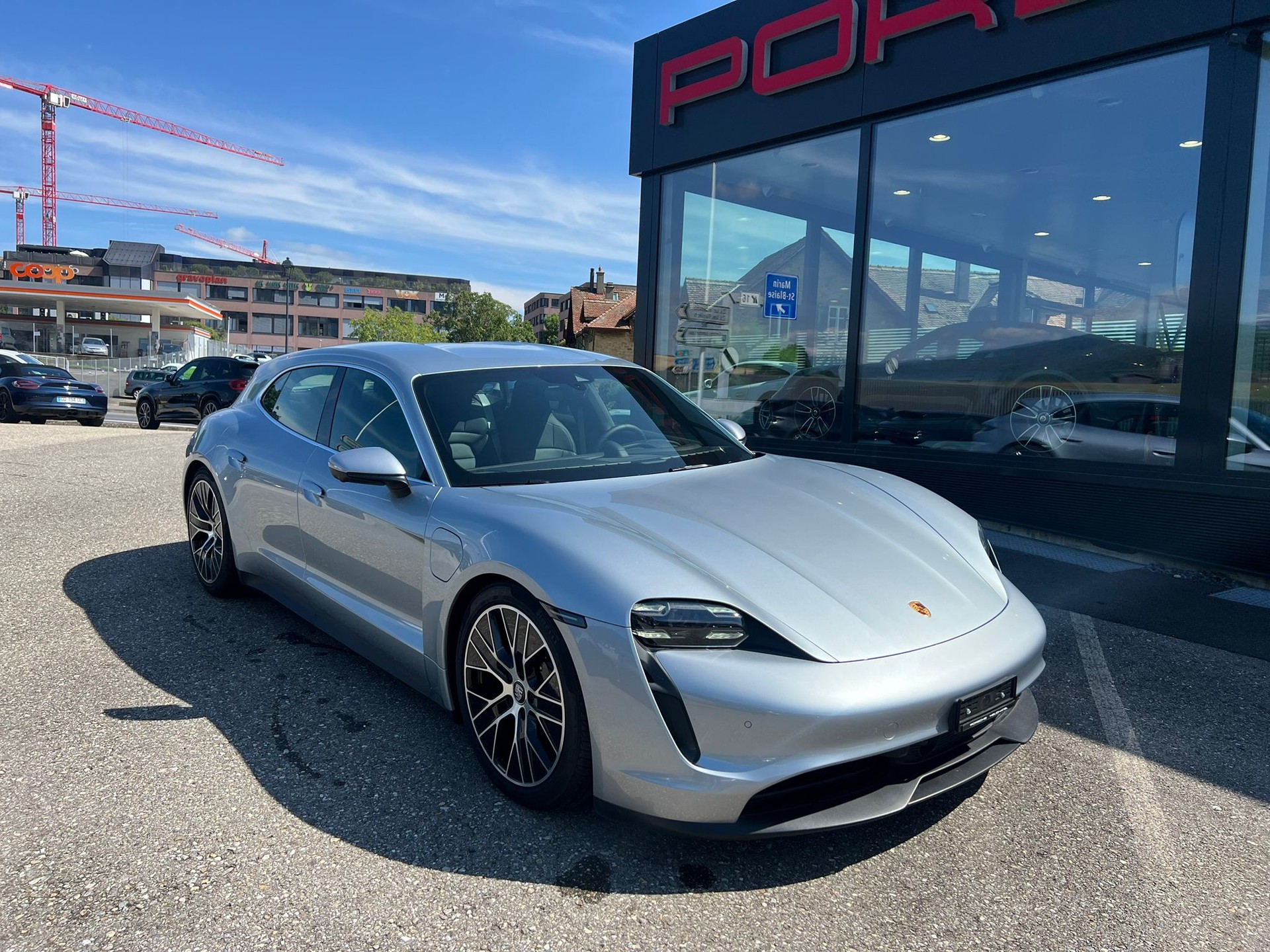 PORSCHE Taycan 4S sport Turismo-image-1