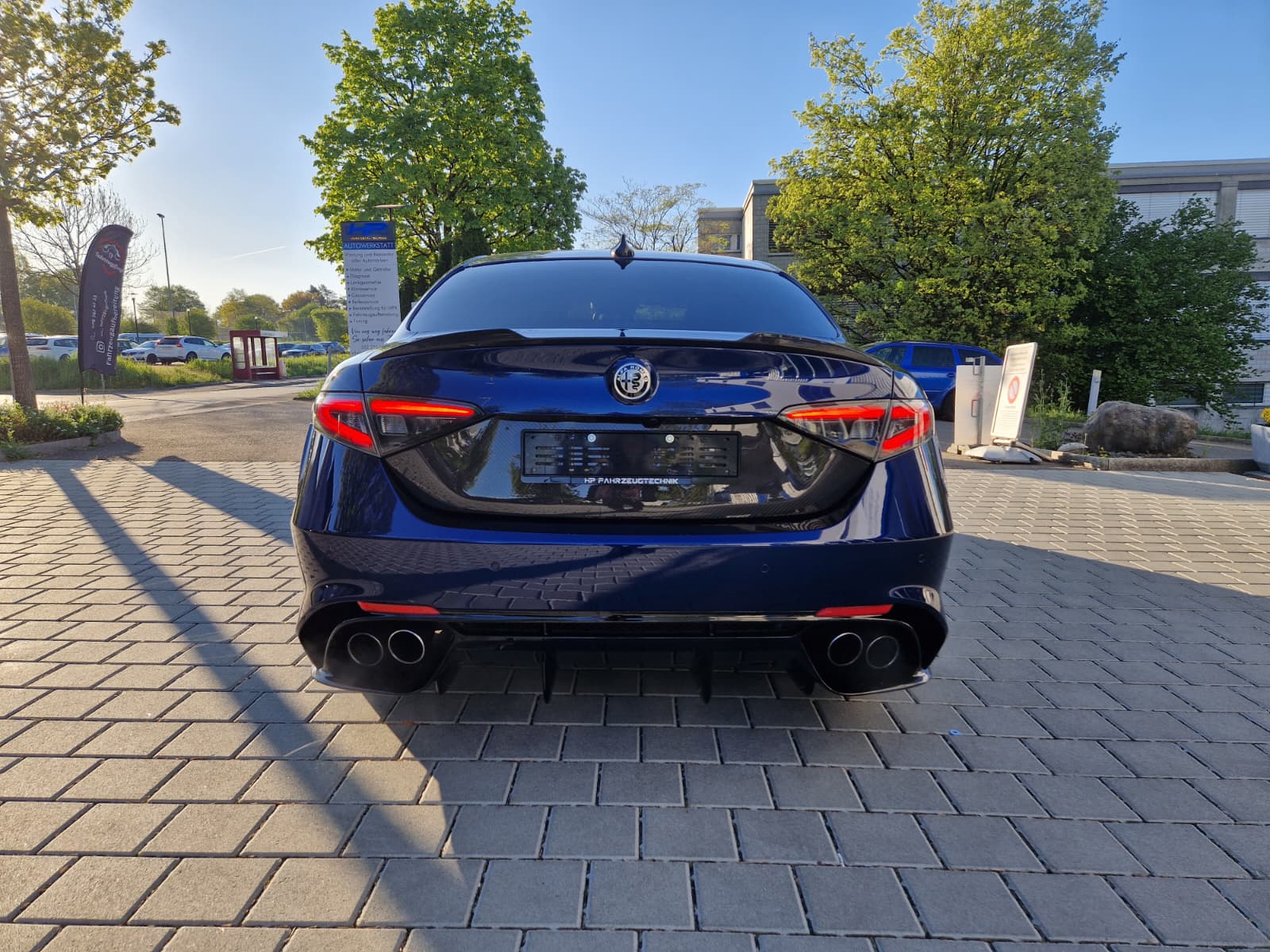 ALFA ROMEO Giulia 2.9 V6 Quadrifoglio Automatic / PPF Steinschlagschutzfolie / Gratis-Service / Ohne OPF /-image-4