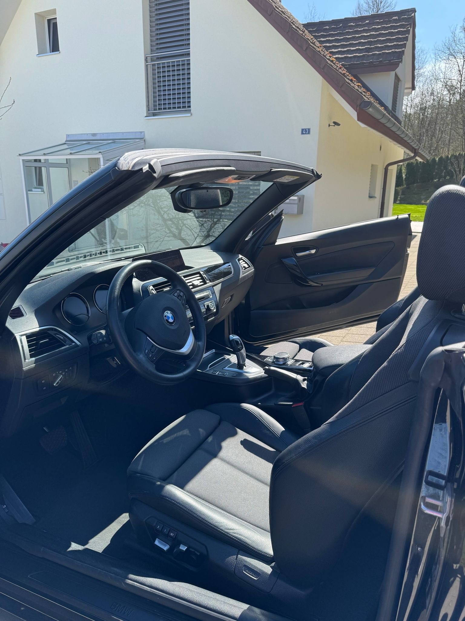 BMW 218i Steptronic-image-9