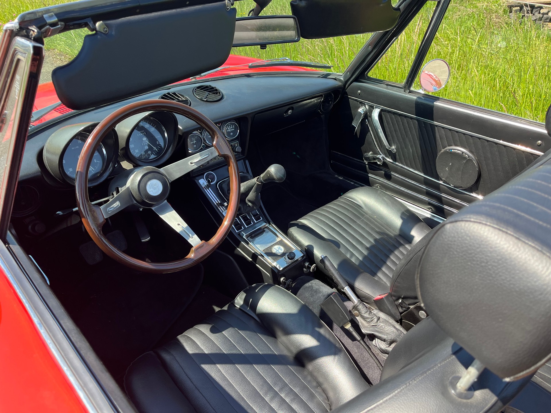 ALFA ROMEO SPIDER Veloce-image-3