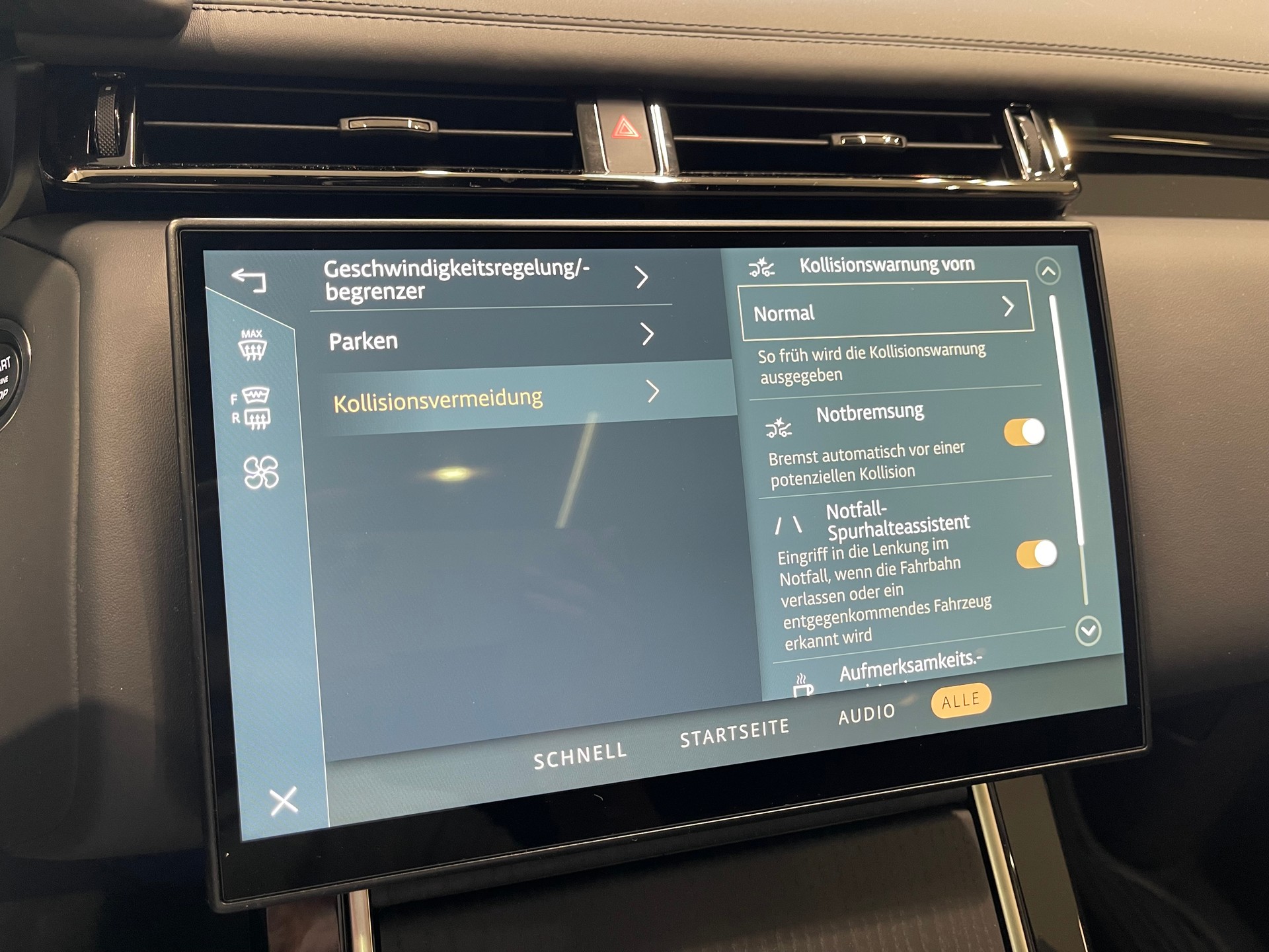 LAND ROVER Range Rover Velar Autobiography P 400 Automatic-image-29
