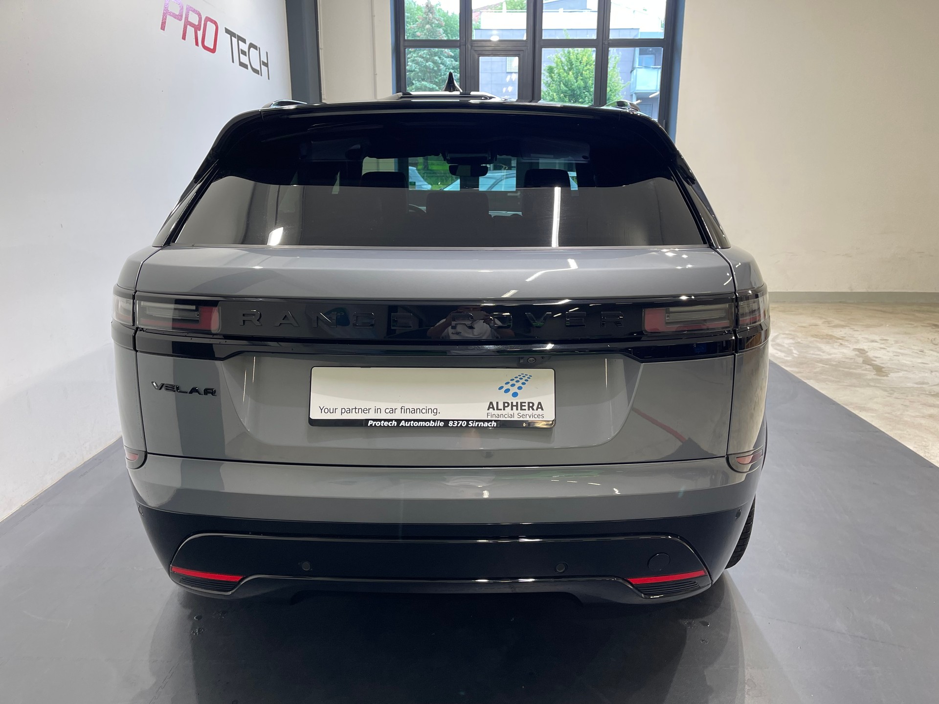 LAND ROVER Range Rover Velar Autobiography P 400 Automatic-image-4