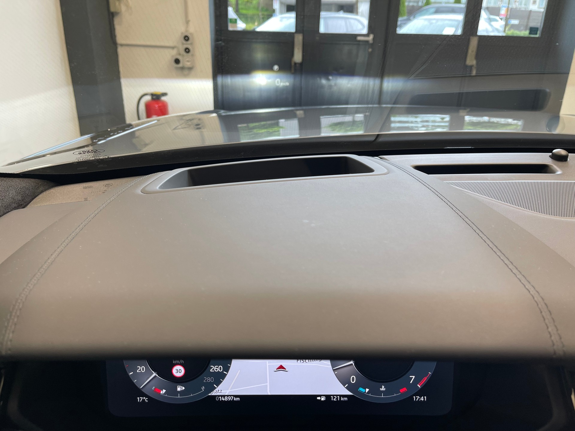 LAND ROVER Range Rover Velar Autobiography P 400 Automatic-image-14