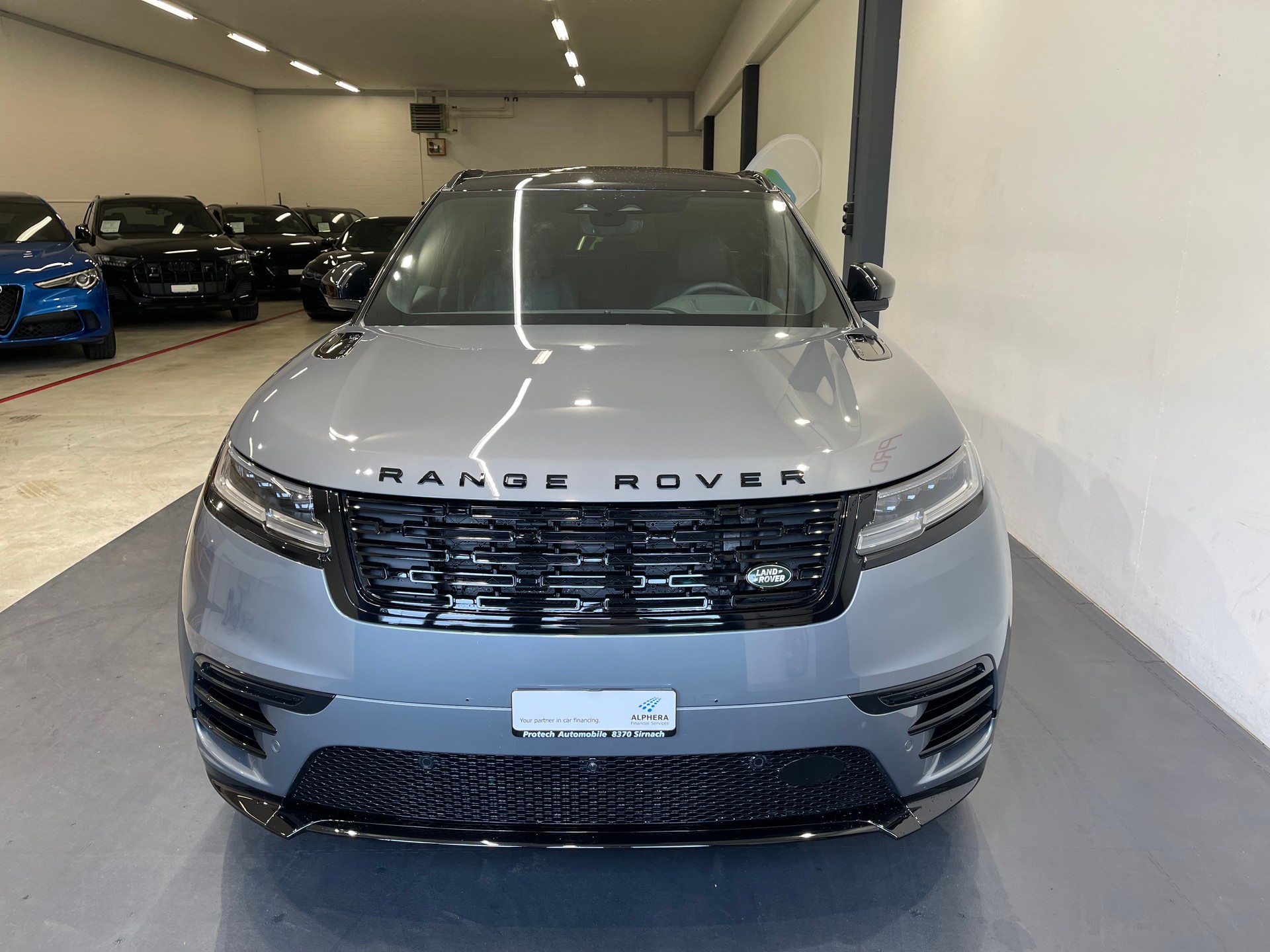 LAND ROVER Range Rover Velar Autobiography P 400 Automatic-image-2