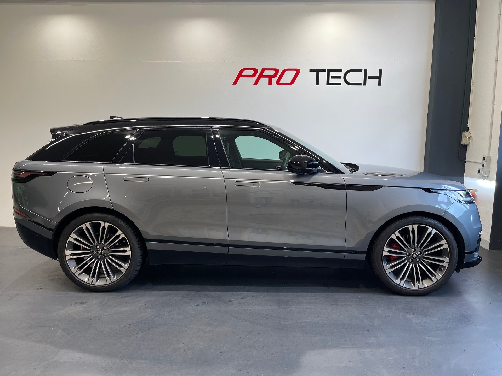 LAND ROVER Range Rover Velar Autobiography P 400 Automatic-image-1
