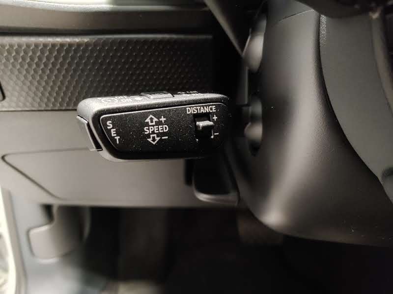 AUDI A1 Sportback 30 TFSI Attraction S-tronic-image-6