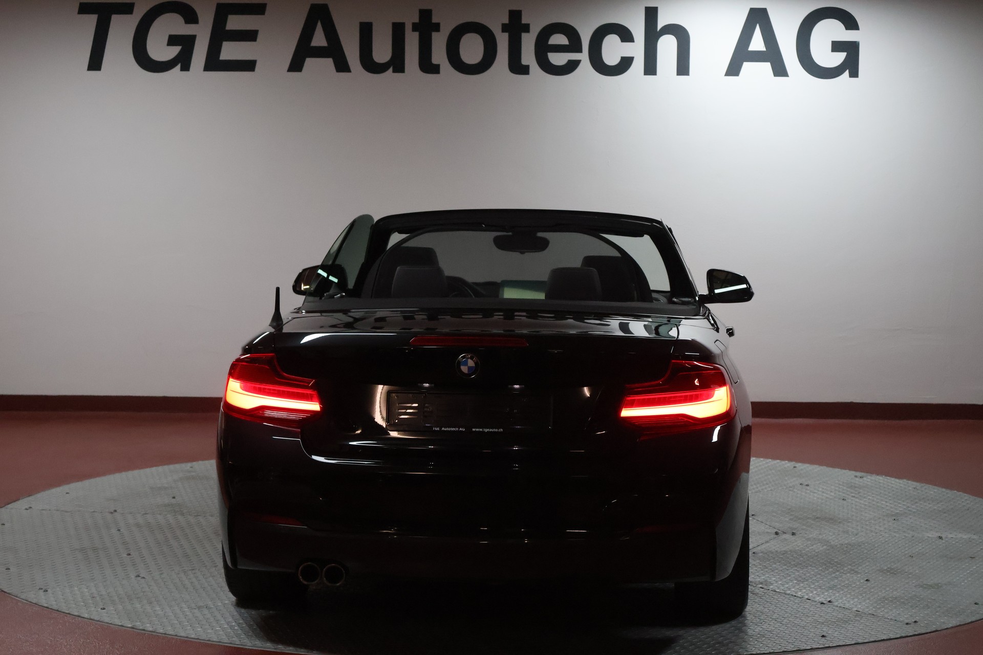 BMW 220d Steptronic M Sport-image-17