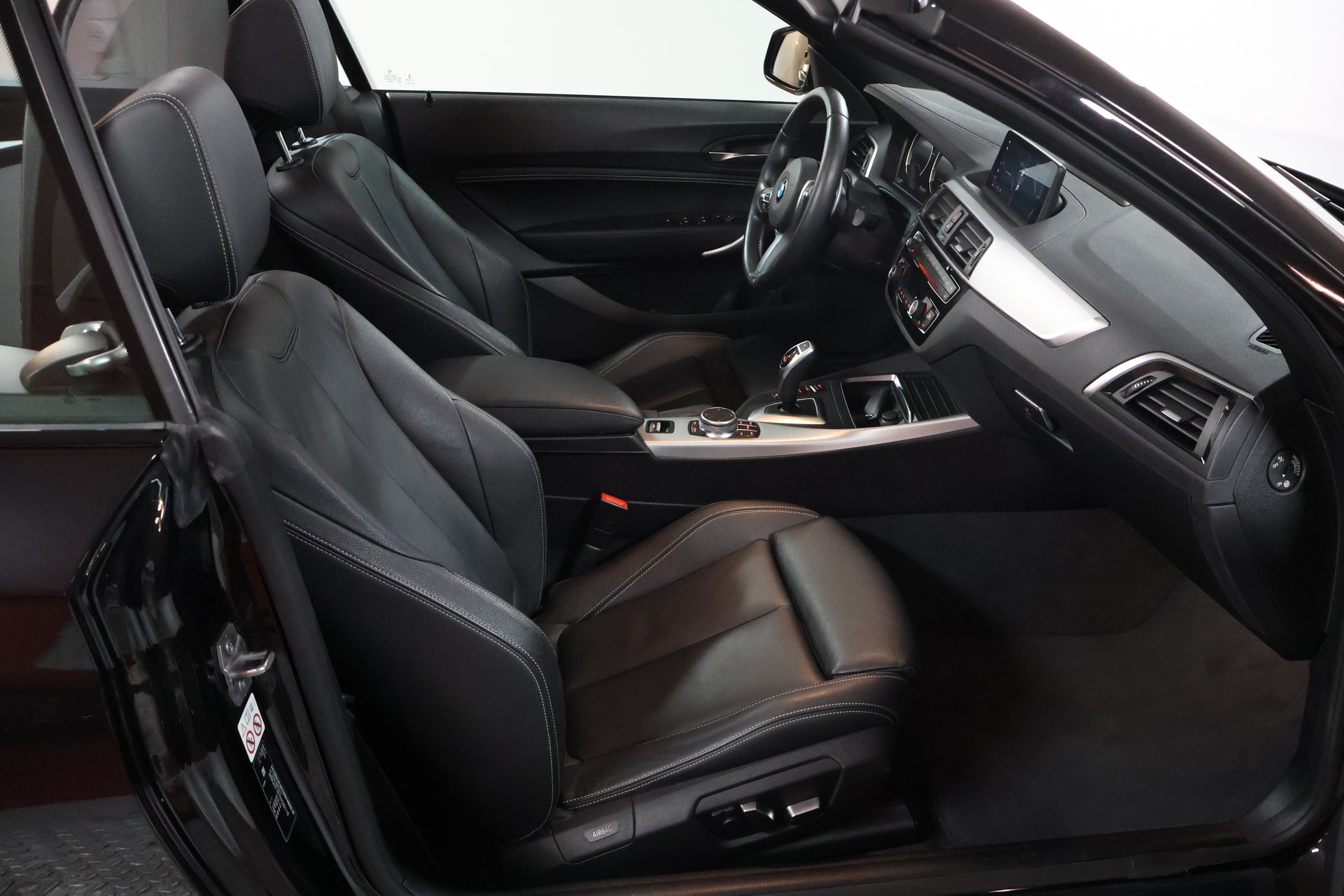 BMW 220d Steptronic M Sport-image-10
