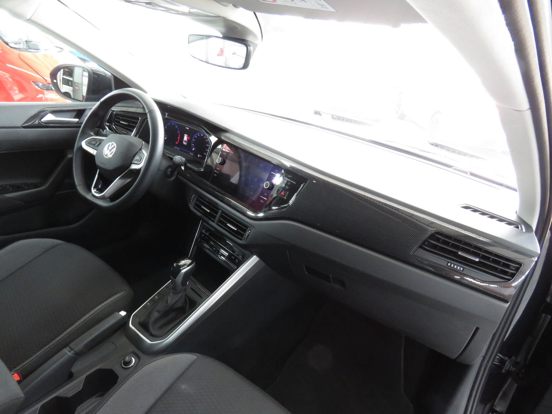 VW Taigo 1.0 TSI Life DSG (Automat)-image-12