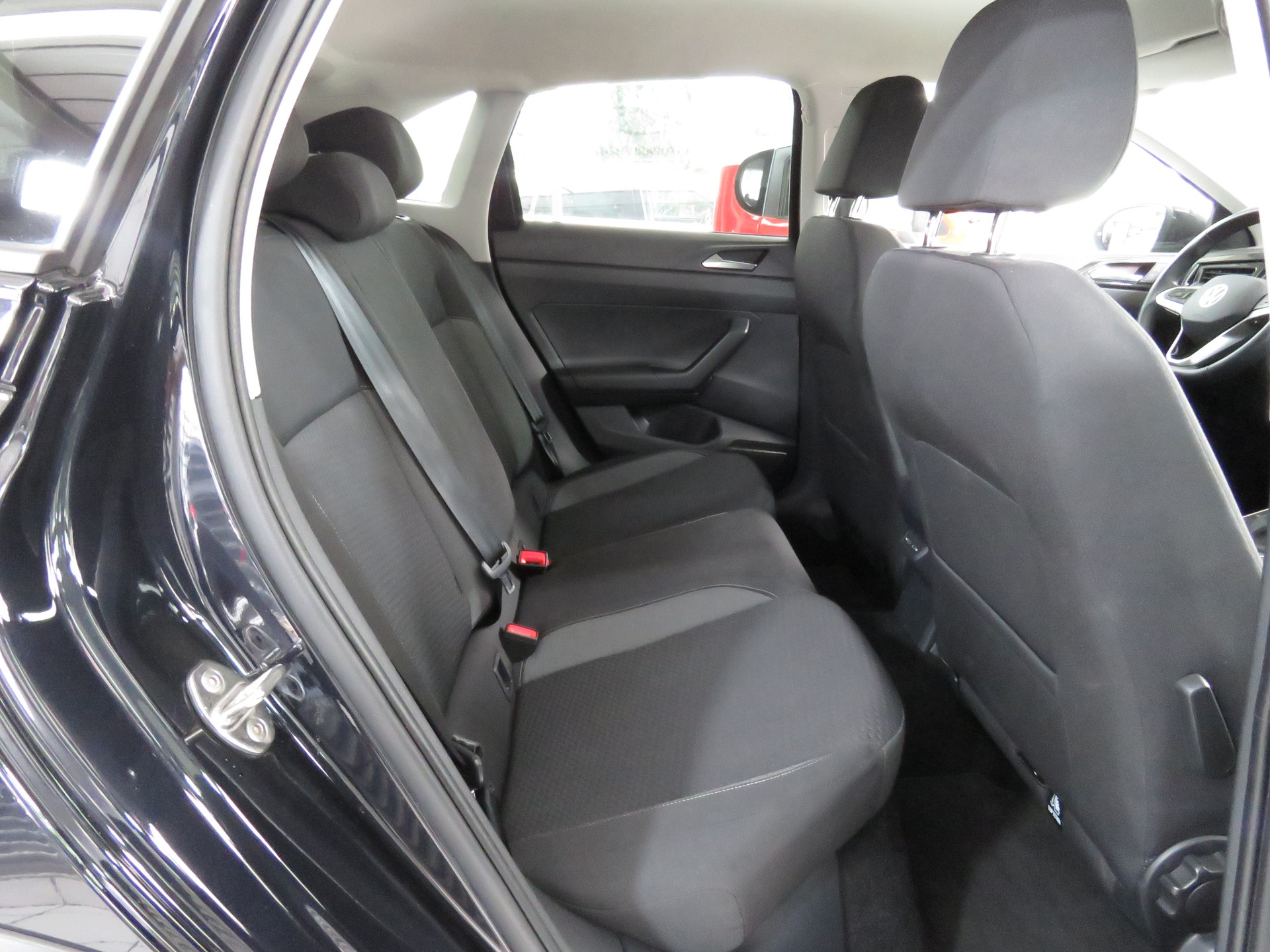 VW Taigo 1.0 TSI Life DSG (Automat)-image-11
