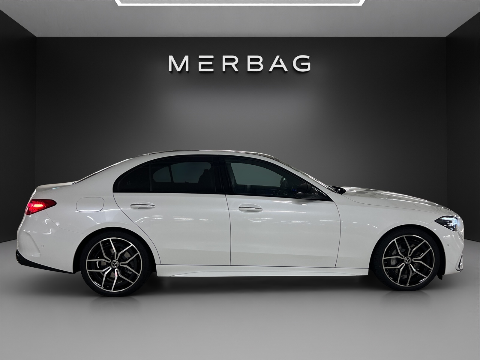 MERCEDES-BENZ C 220 d 4 Matic Swiss Star-image-4