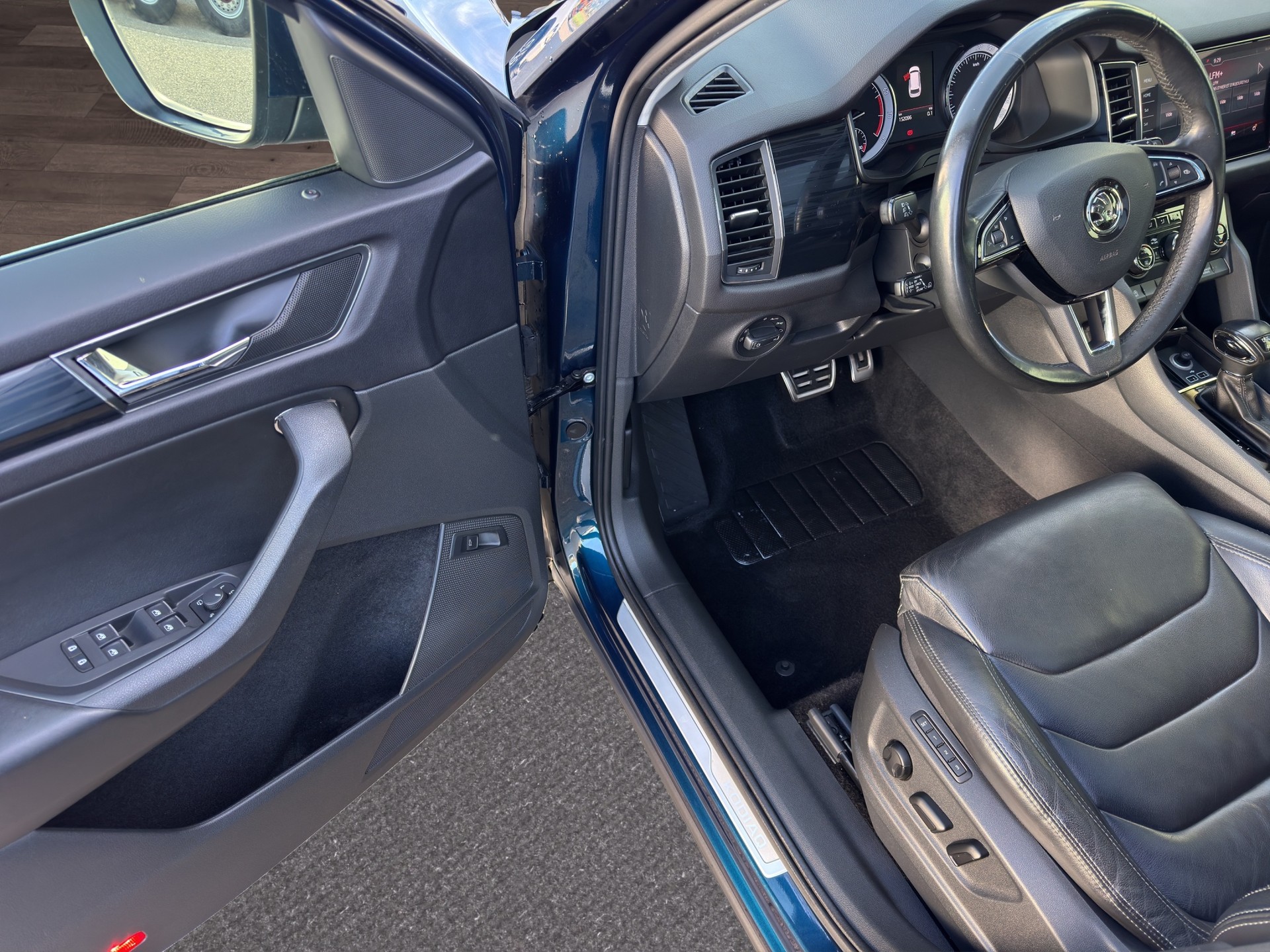 SKODA Kodiaq 2.0 TSI Style DSG 4x4-image-19
