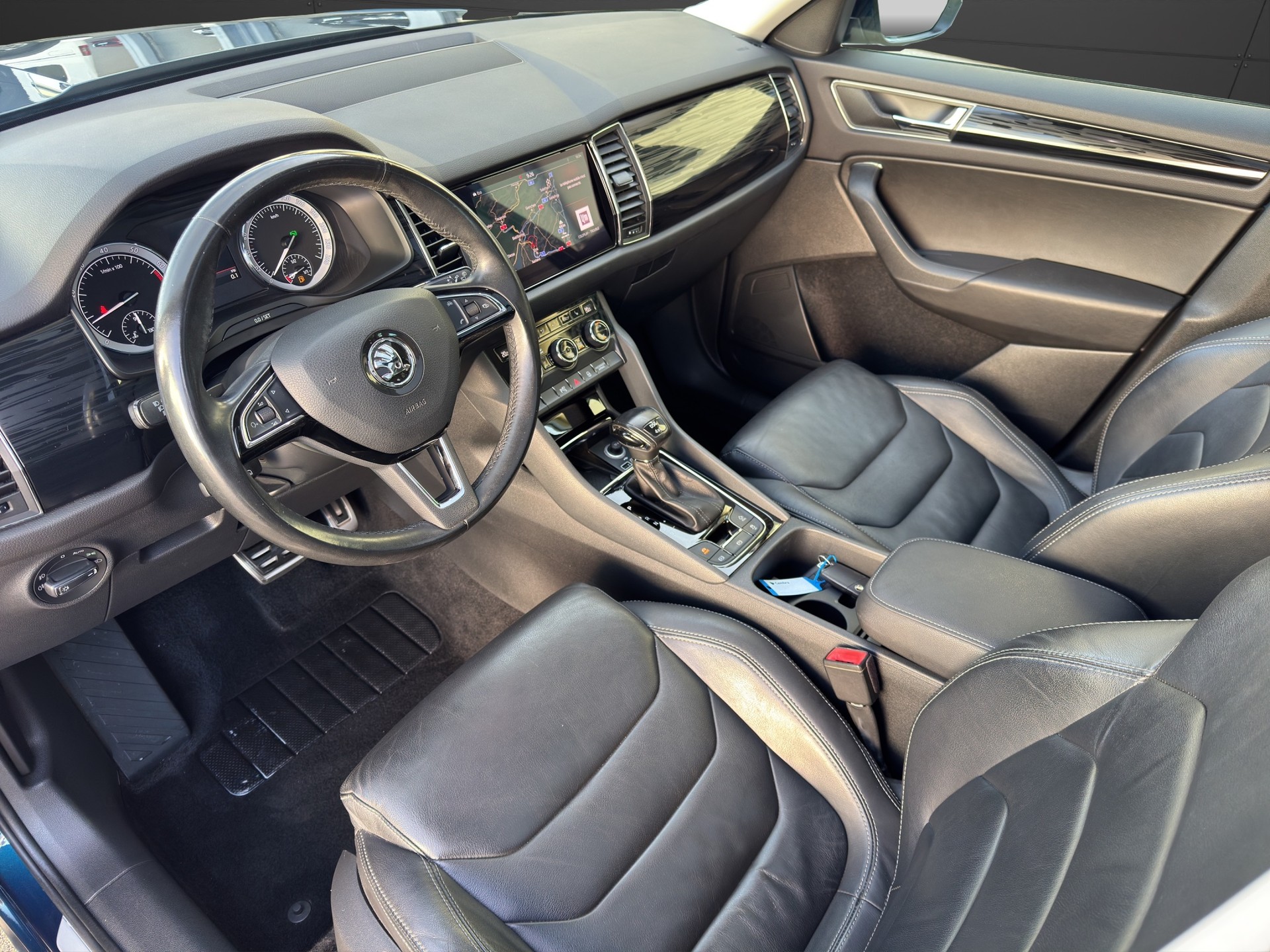 SKODA Kodiaq 2.0 TSI Style DSG 4x4-image-9