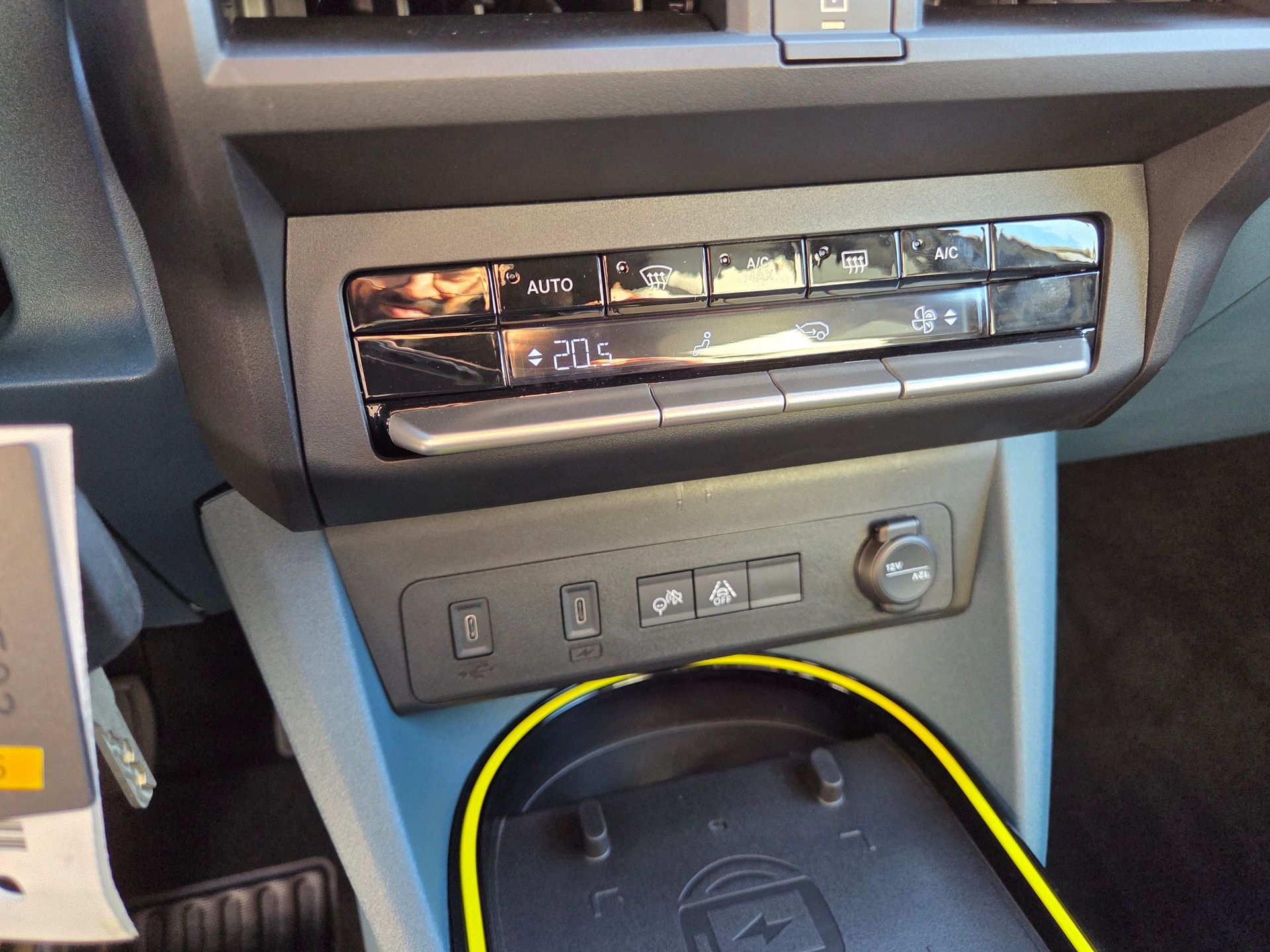 FIAT Grande Panda MHEV La Prima-image-18