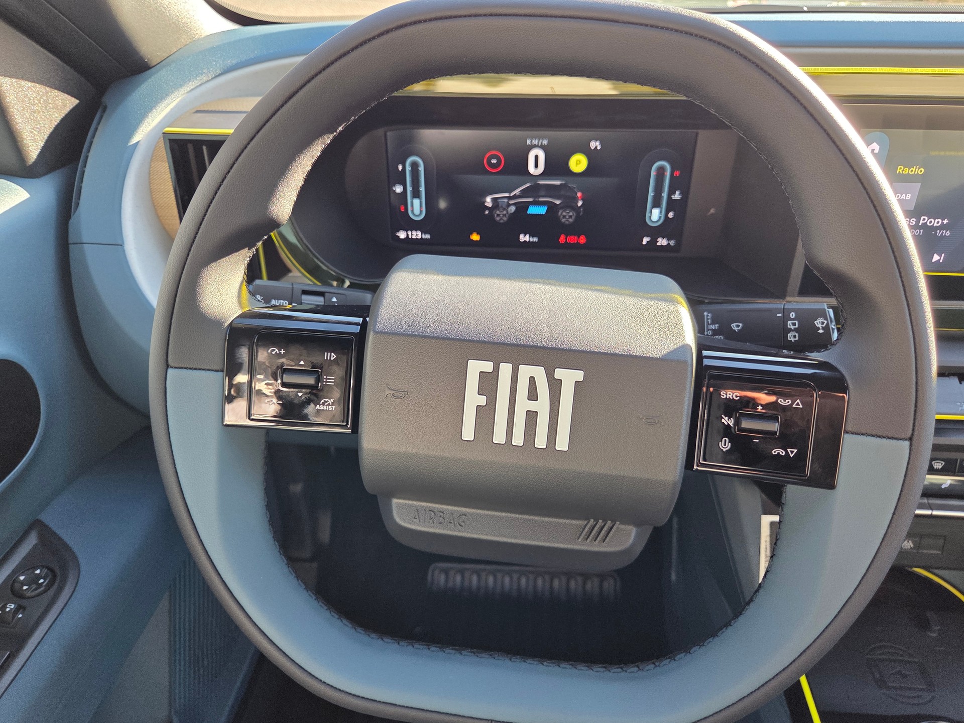 FIAT Grande Panda MHEV La Prima-image-12