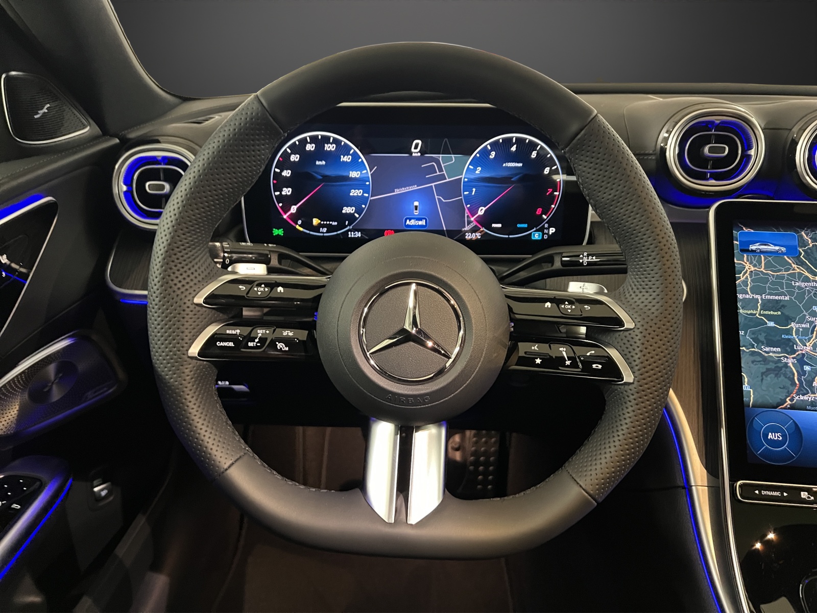 MERCEDES-BENZ C 200 4 Matic-image-10