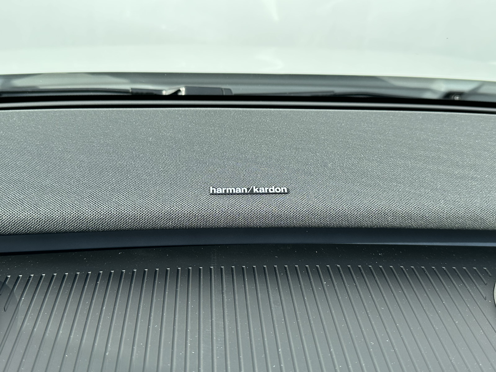 VOLVO EX 30 E60 Twin Plus Performance AWD-image-13