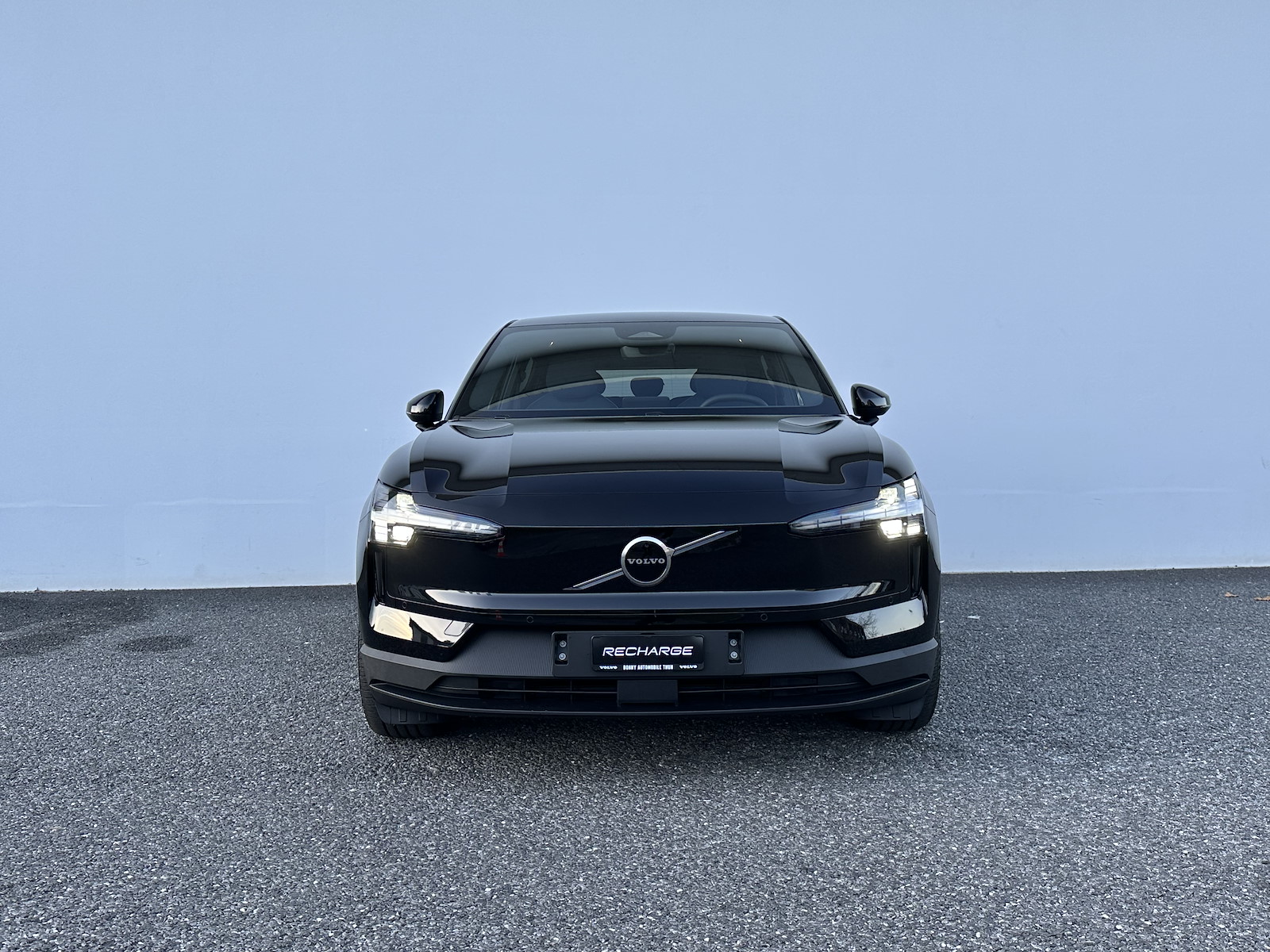 VOLVO EX 30 E60 Twin Plus Performance AWD-image-1