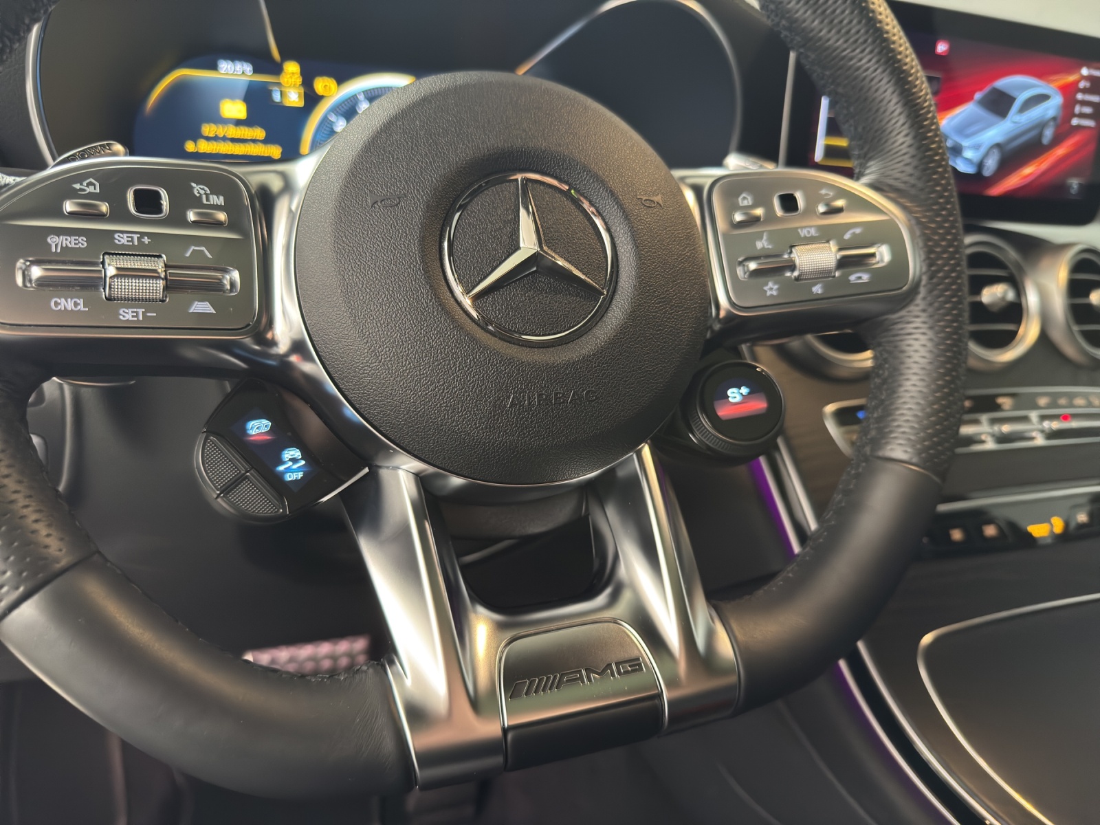 MERCEDES-BENZ AMG GLC 43 4Matic Coupé-image-14