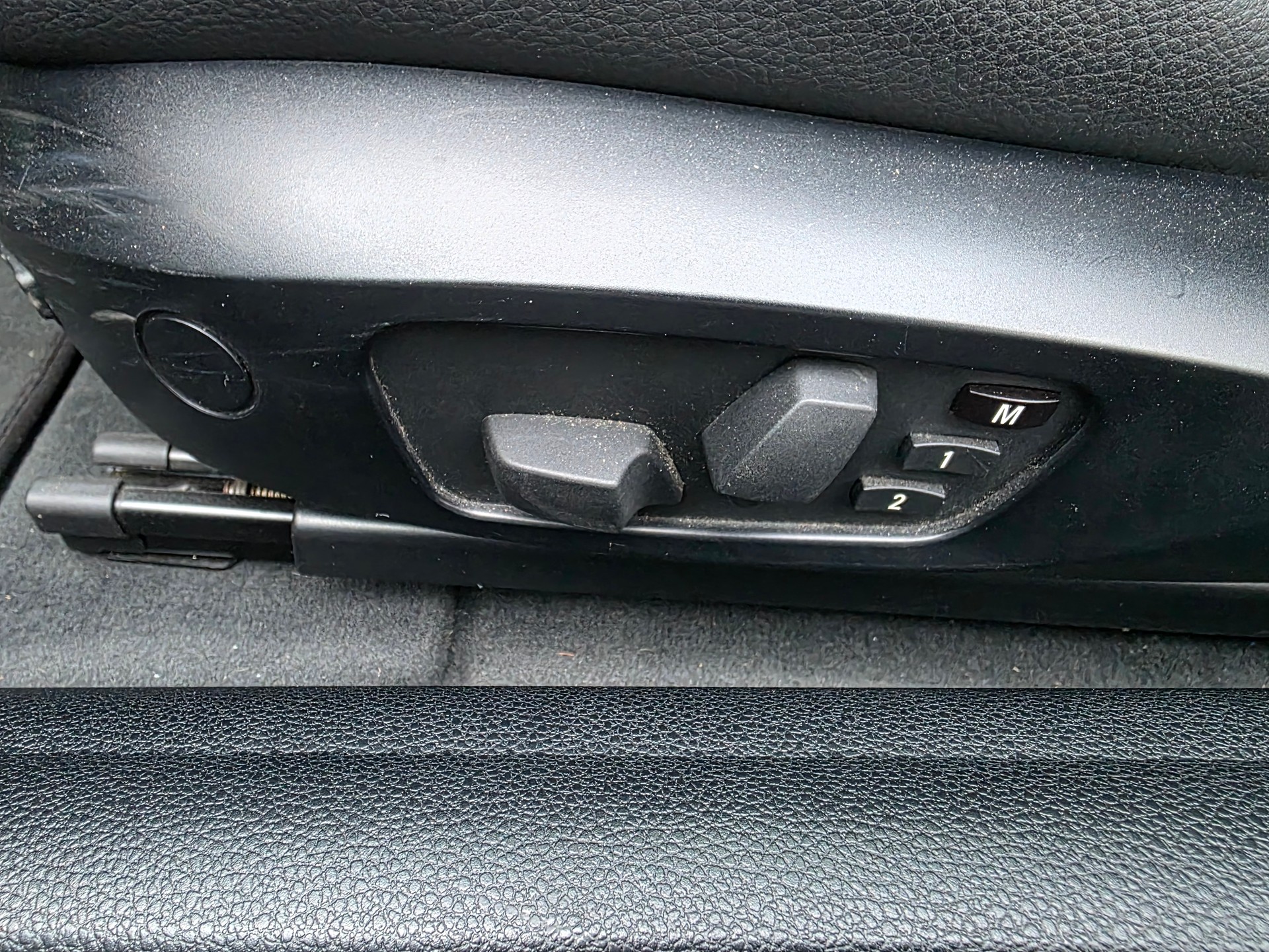 BMW 135i Coupé-image-17
