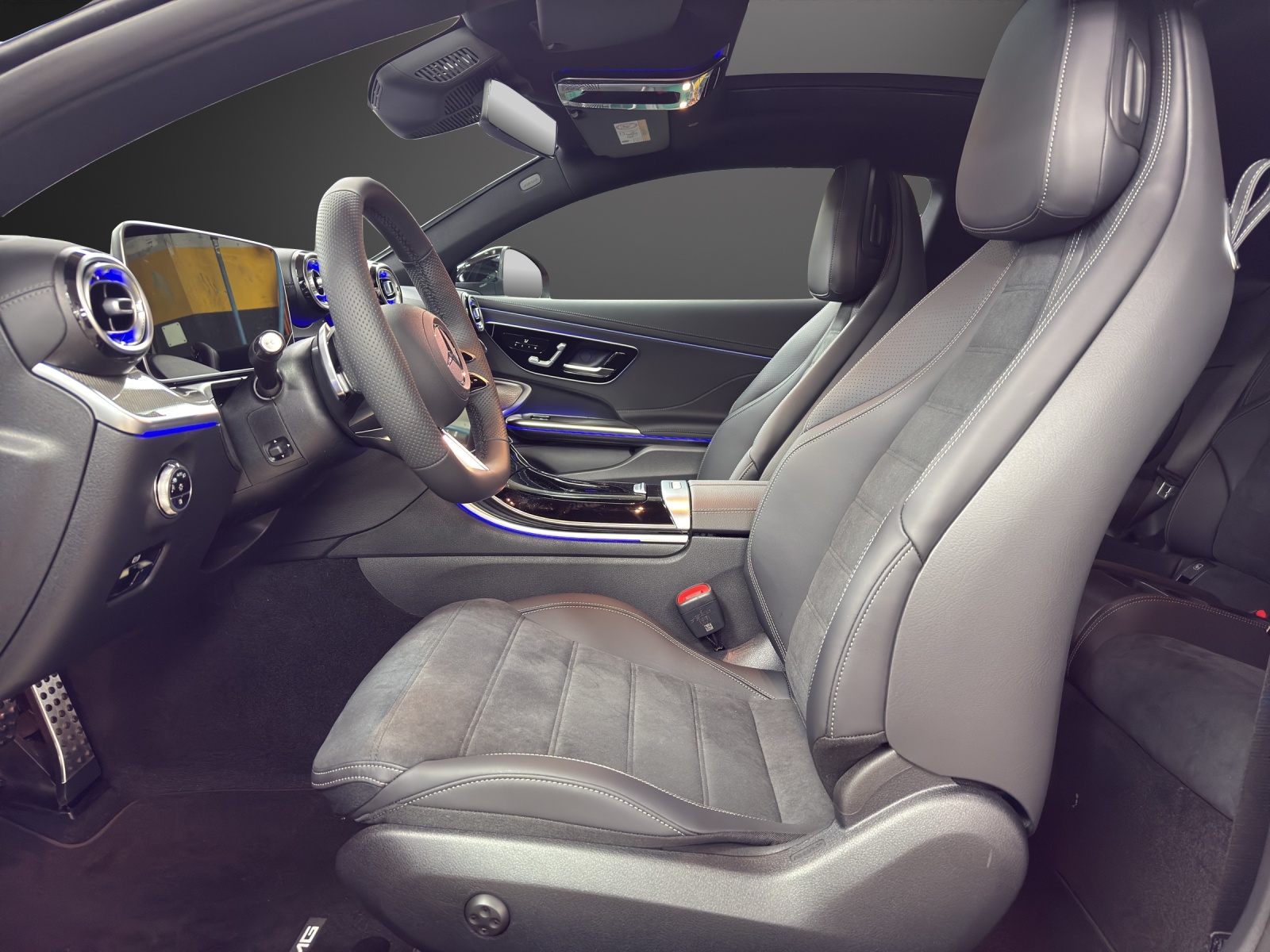 MERCEDES-BENZ CLE 300 Coupé 4Matic 9G-Tronic-image-9