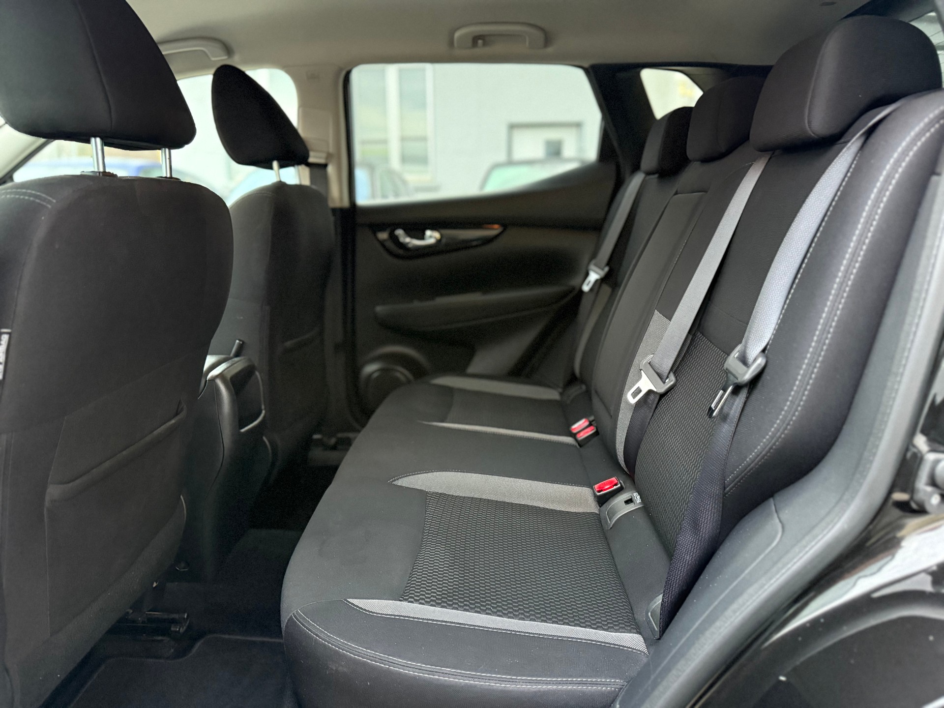 NISSAN Qashqai 1.7 dCi tekna Xtronic ALL-MODE 4x4-image-8