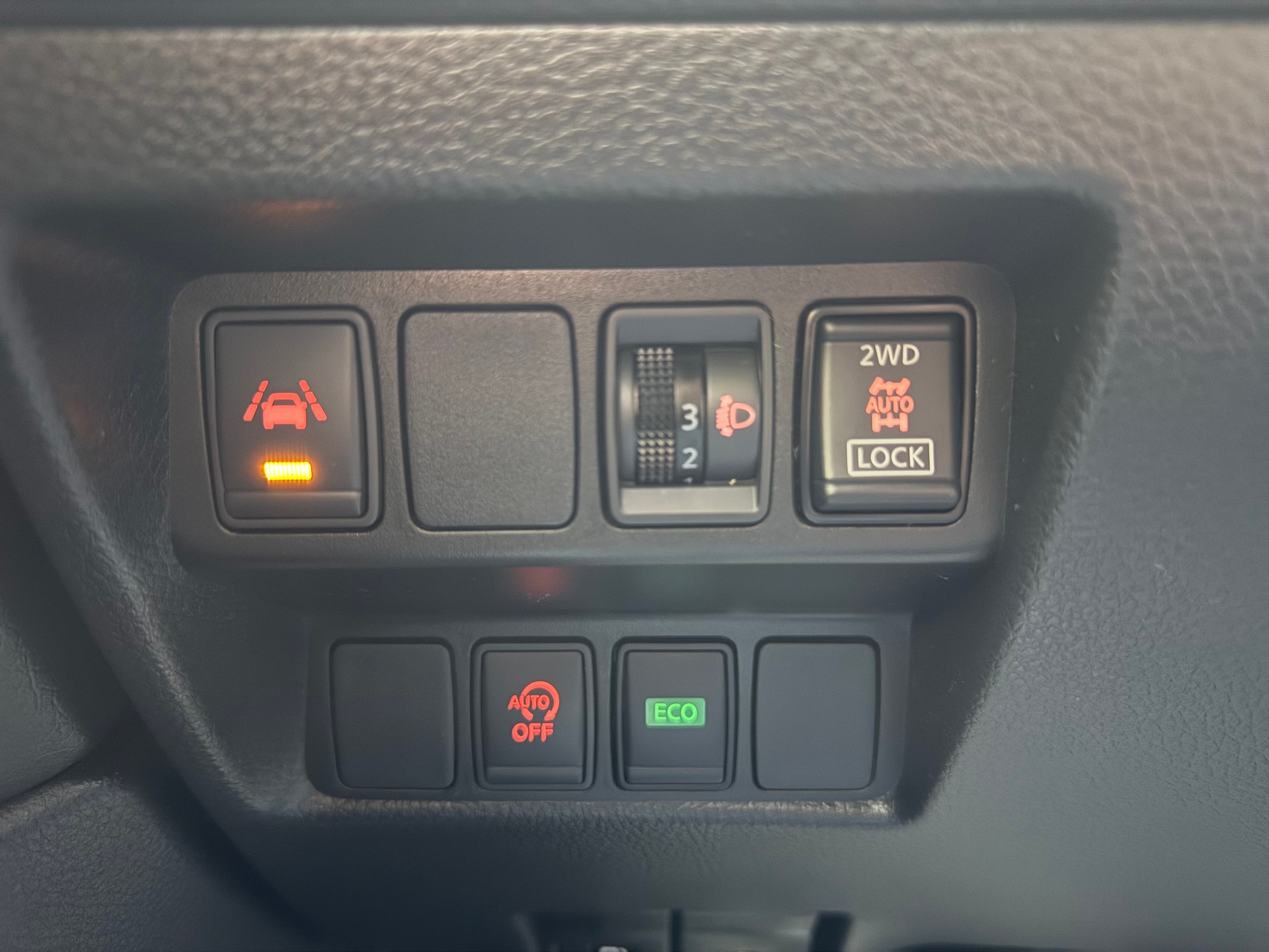 NISSAN Qashqai 1.7 dCi tekna Xtronic ALL-MODE 4x4-image-19