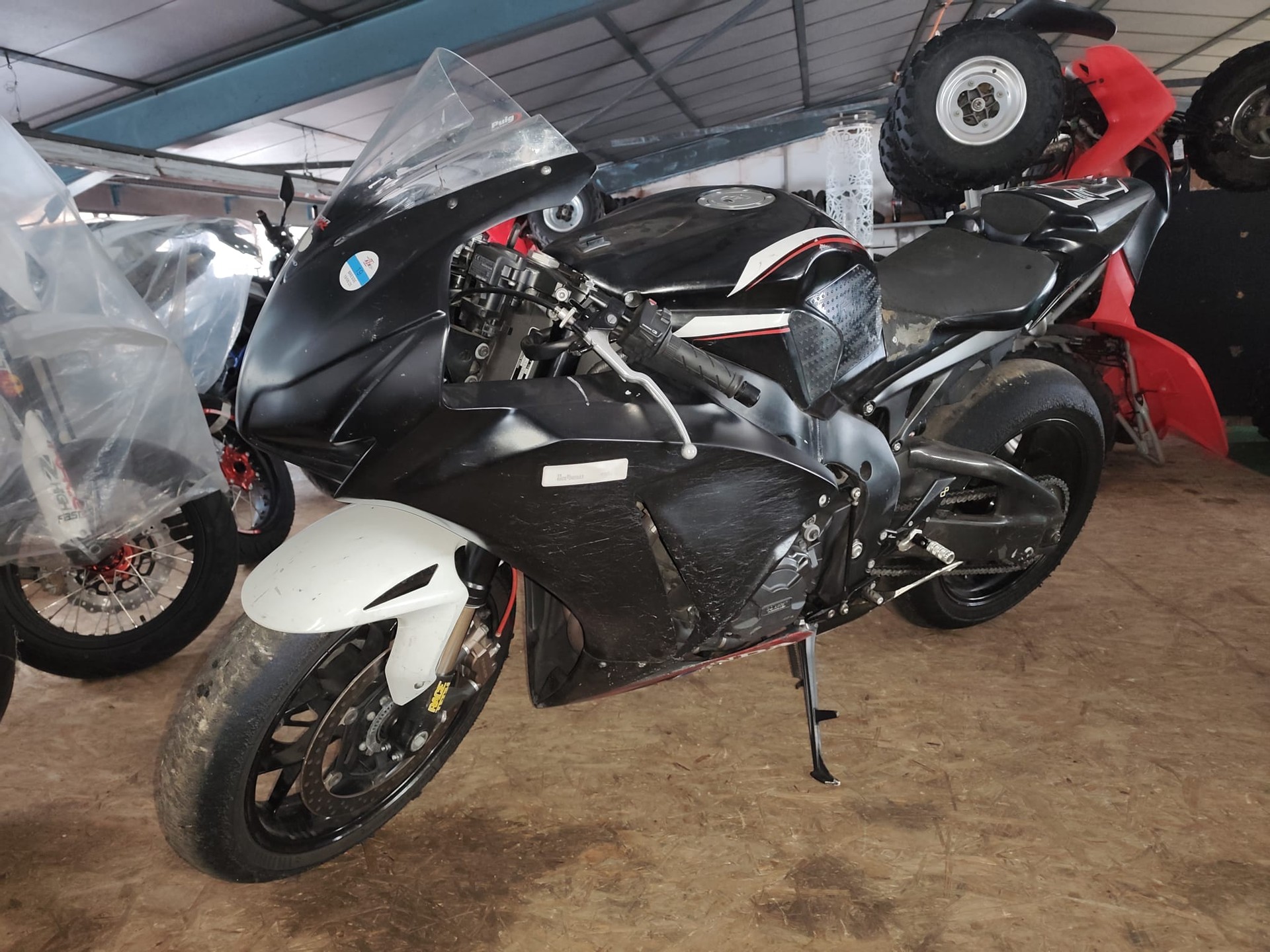 HONDA CBR 1000 RA ABS-image-1