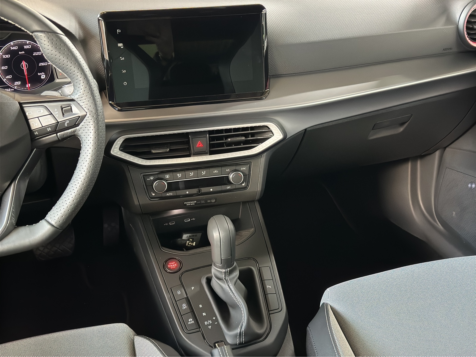 SEAT Ibiza 1.0 EcoTSI Move FR DSG-image-10