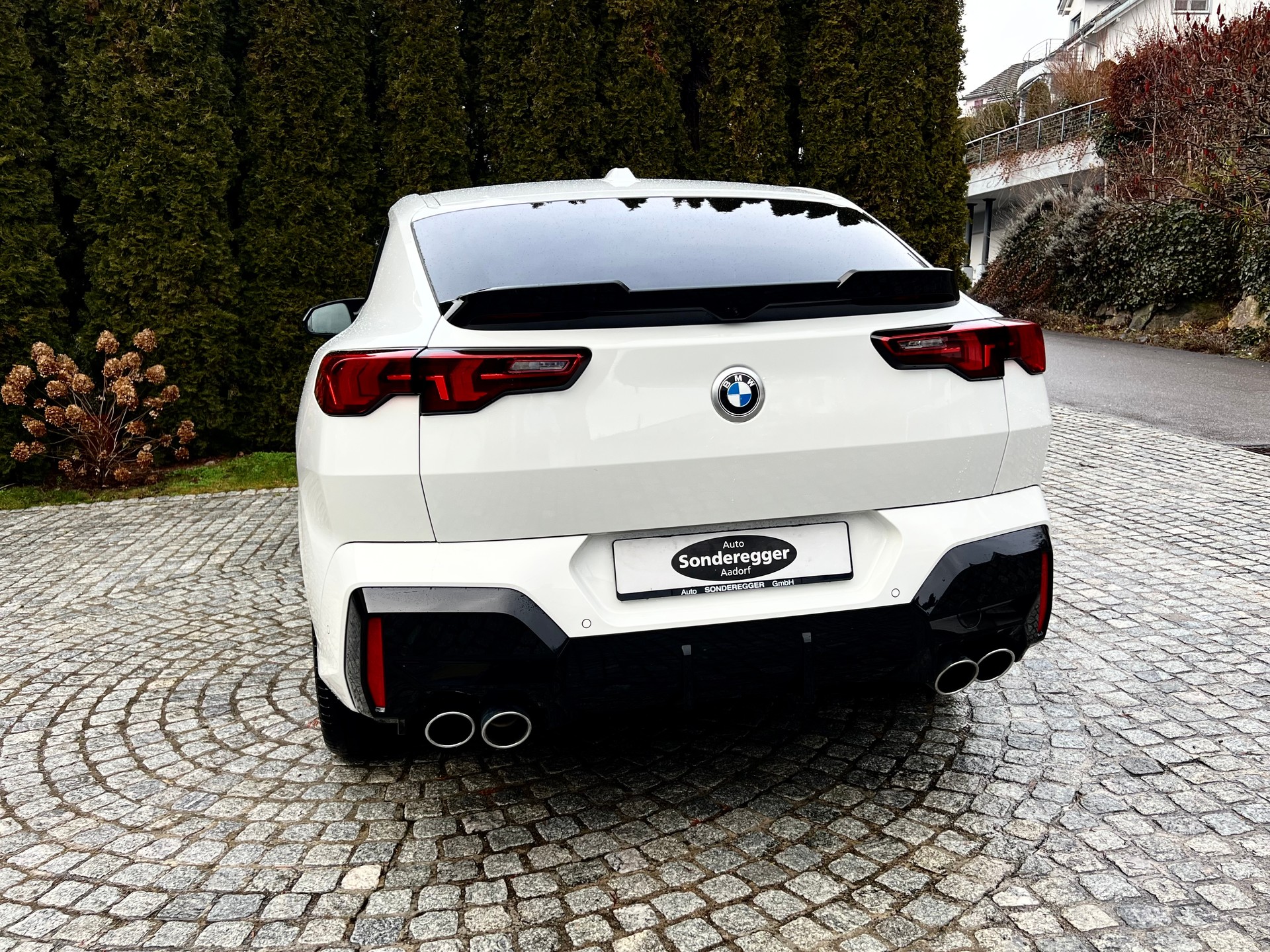 BMW X2 xDrive M35i M Sport Pro-showroom-element-1