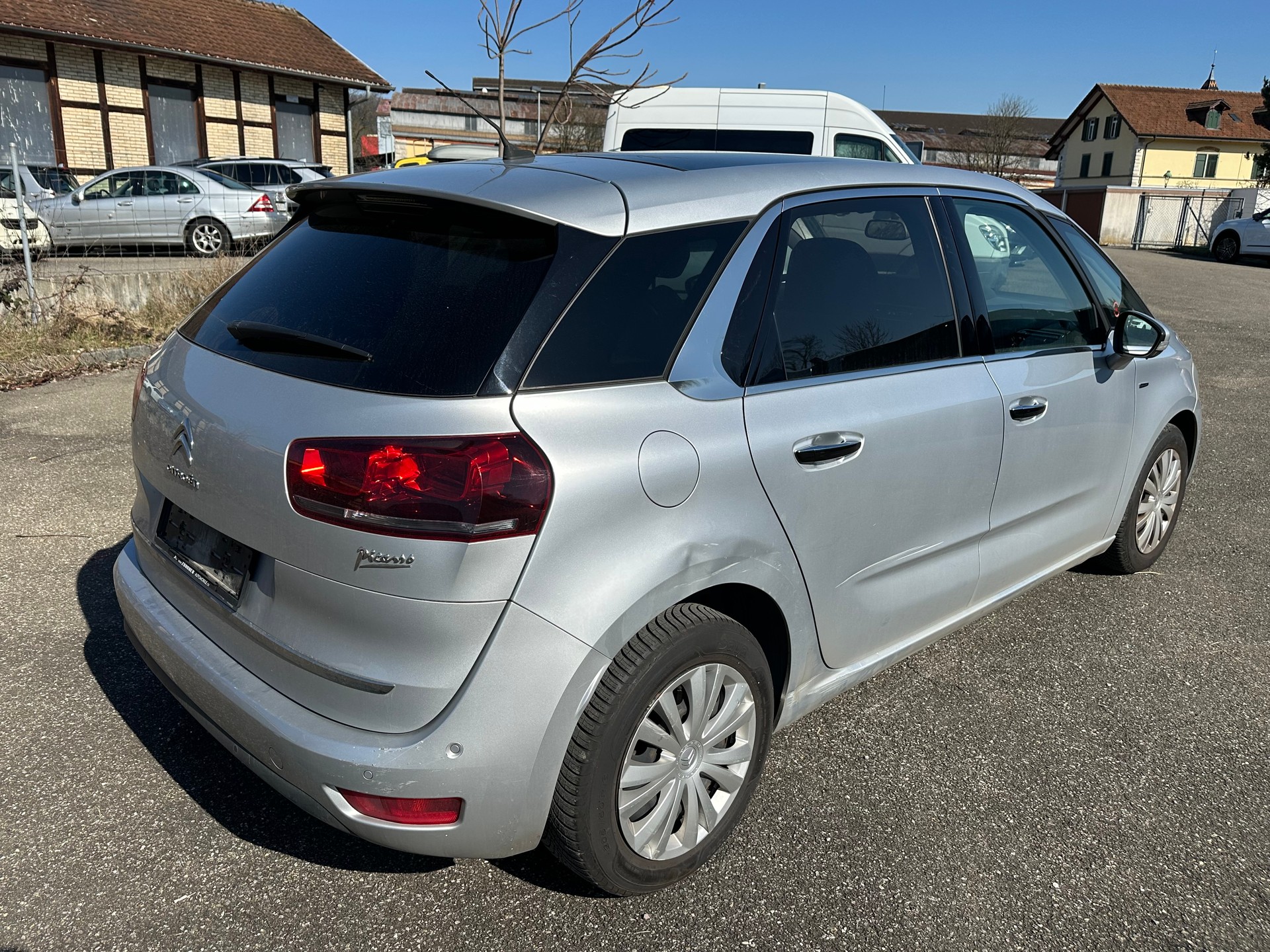 CITROEN C4 Picasso 1.6 e-HDi Exclusive ETG6-image-4