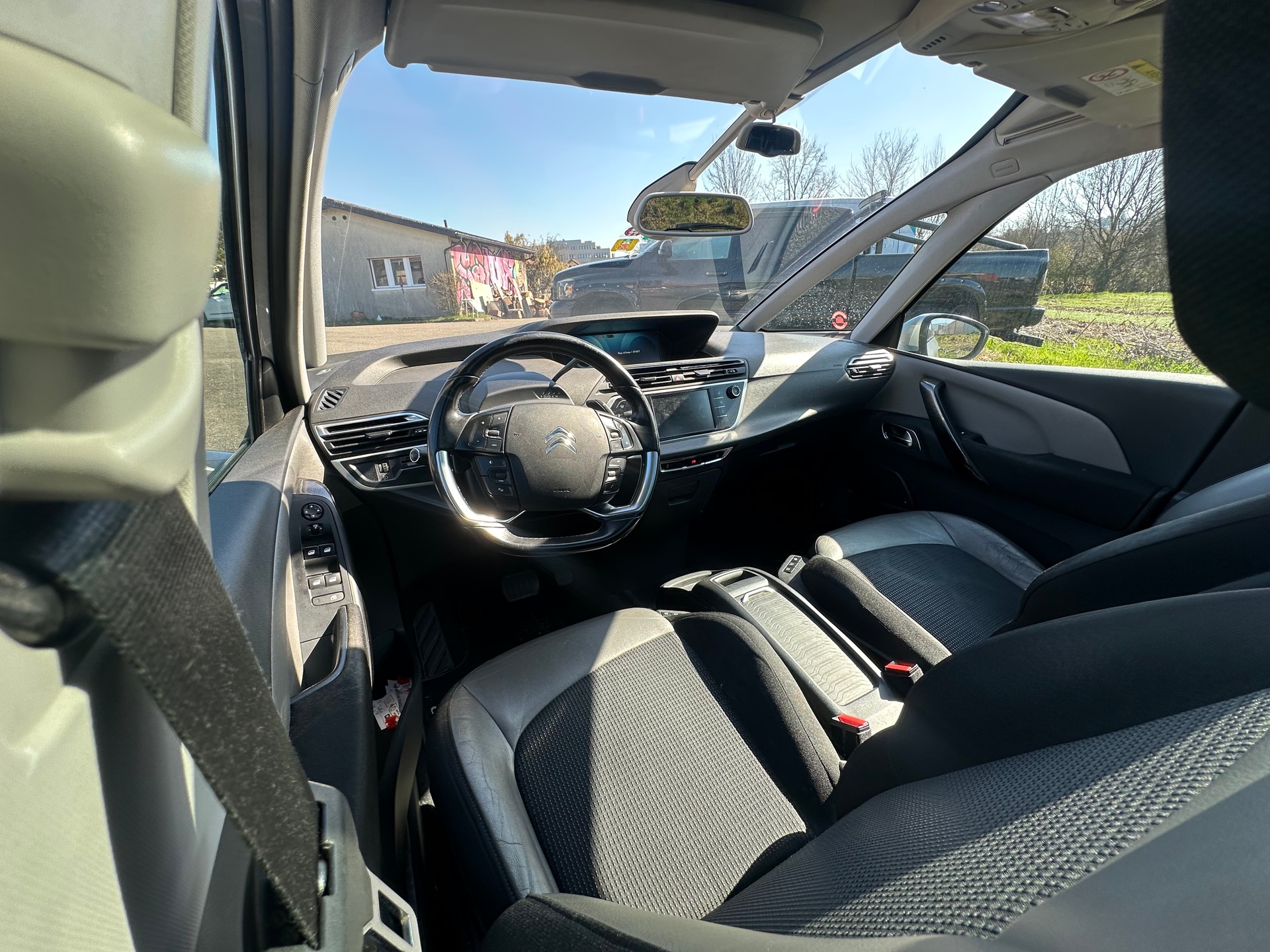 CITROEN C4 Picasso 1.6 e-HDi Exclusive ETG6-image-9
