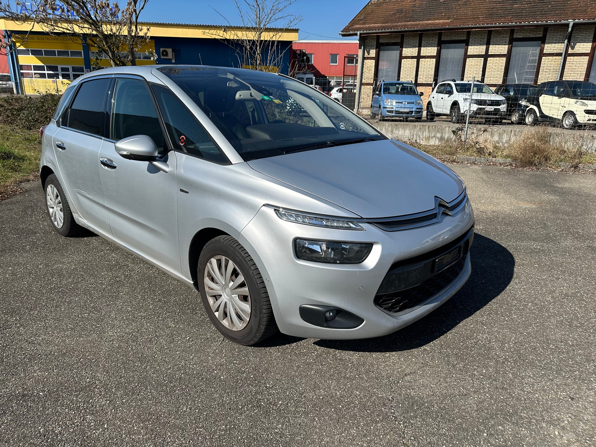 CITROEN C4 Picasso 1.6 e-HDi Exclusive ETG6-image-2