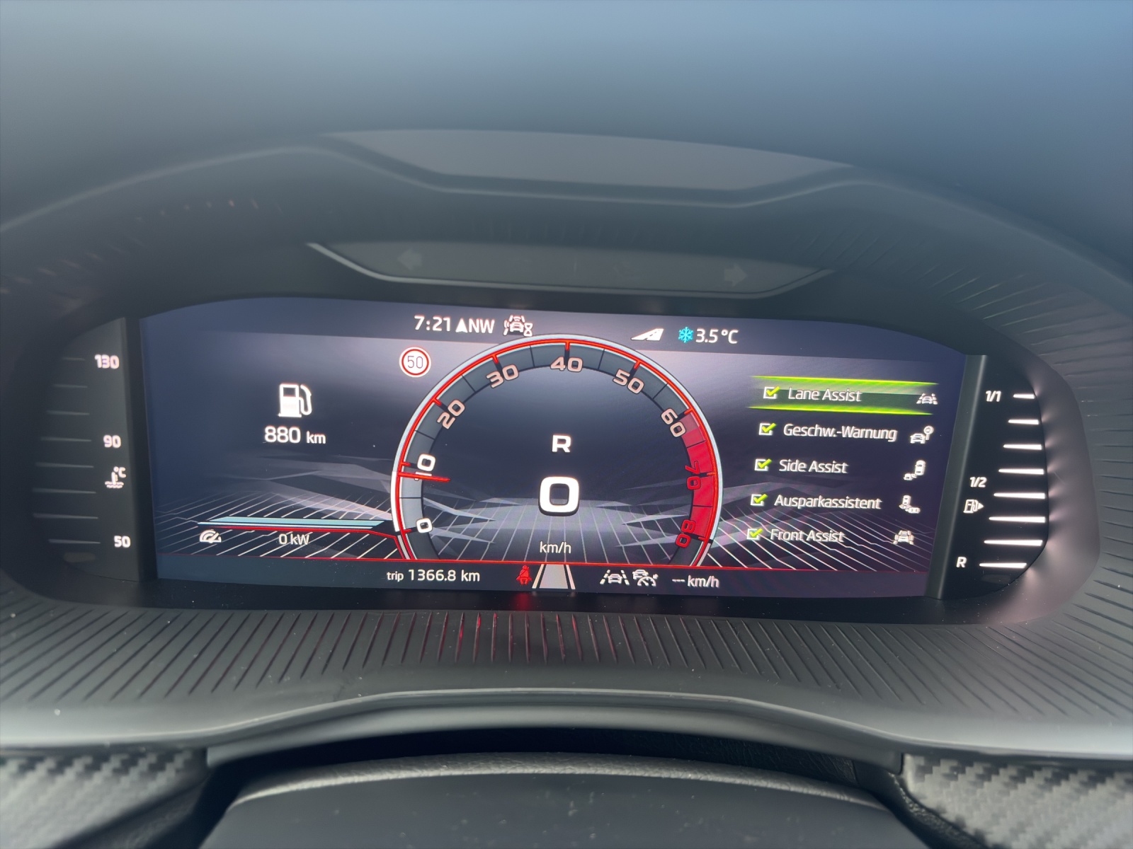 SKODA Scala 1.5 TSI Monte Carlo DSG-image-15