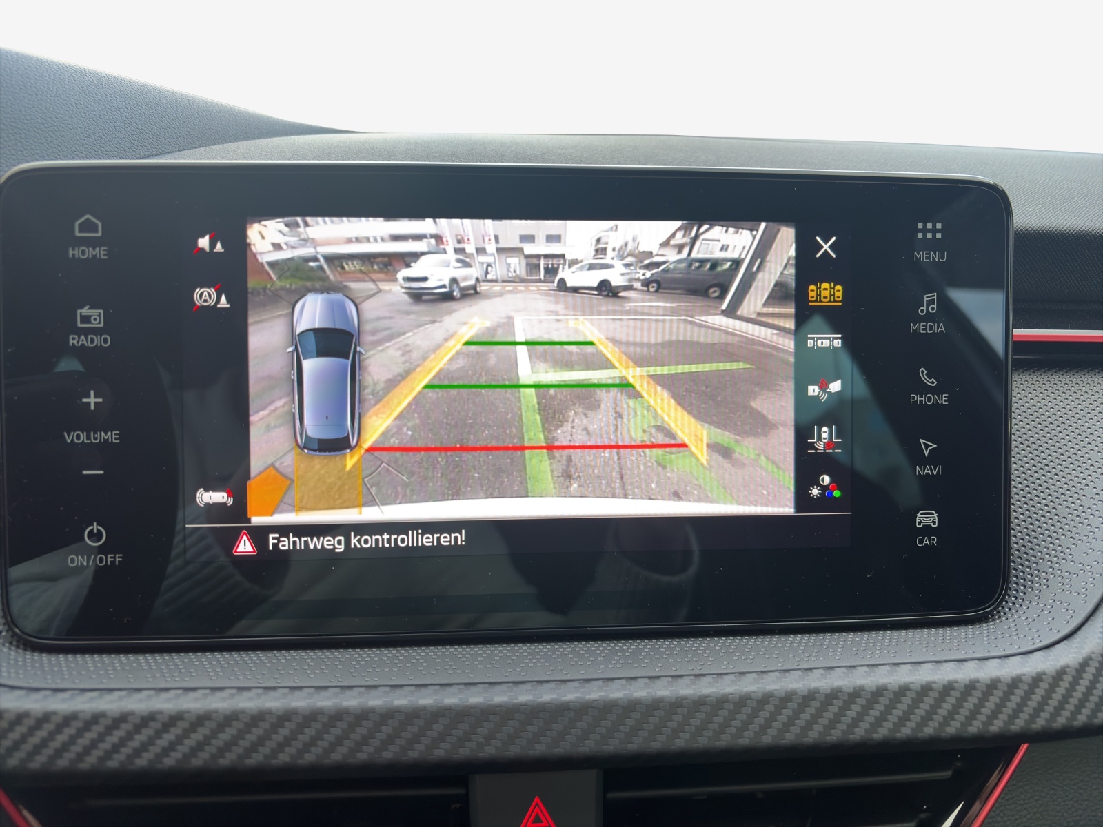 SKODA Scala 1.5 TSI Monte Carlo DSG-image-14