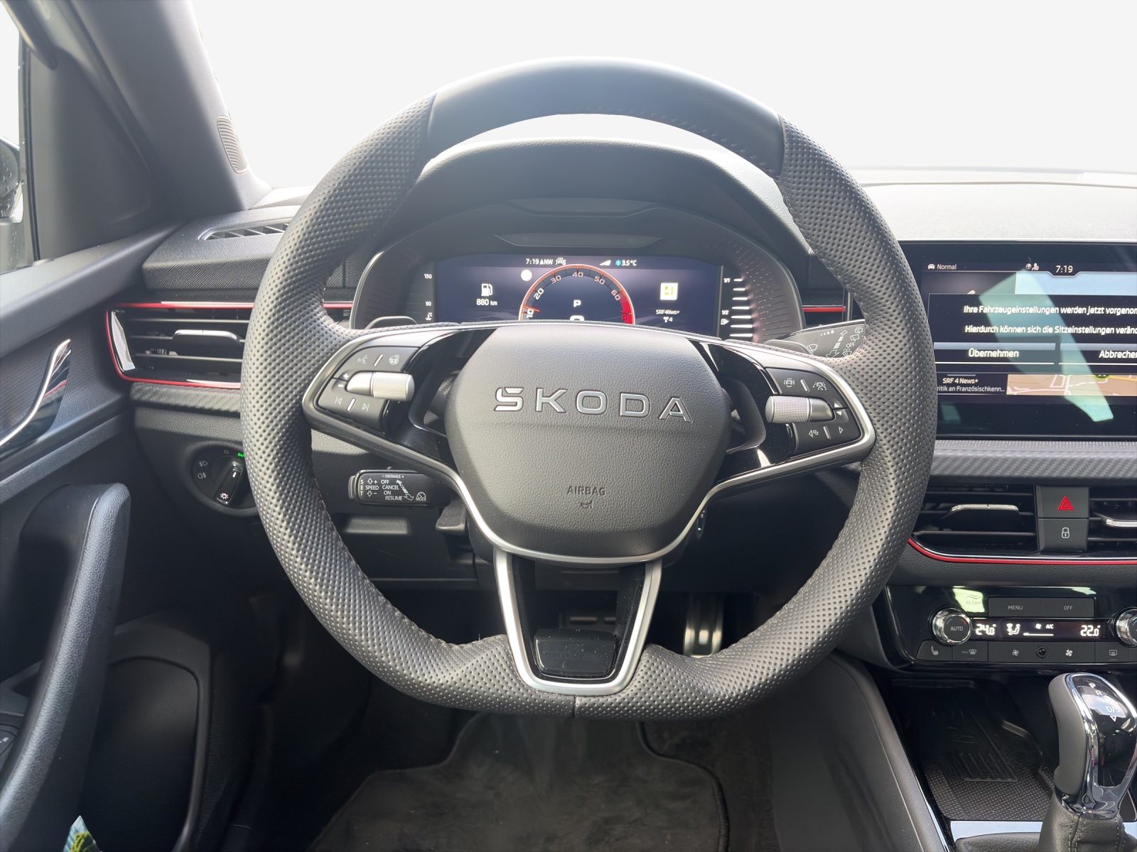 SKODA Scala 1.5 TSI Monte Carlo DSG-image-9