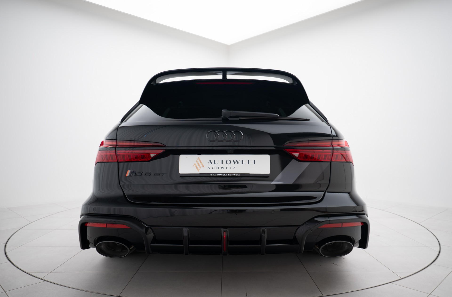 AUDI RS6 GT / 1 of 660-image-3