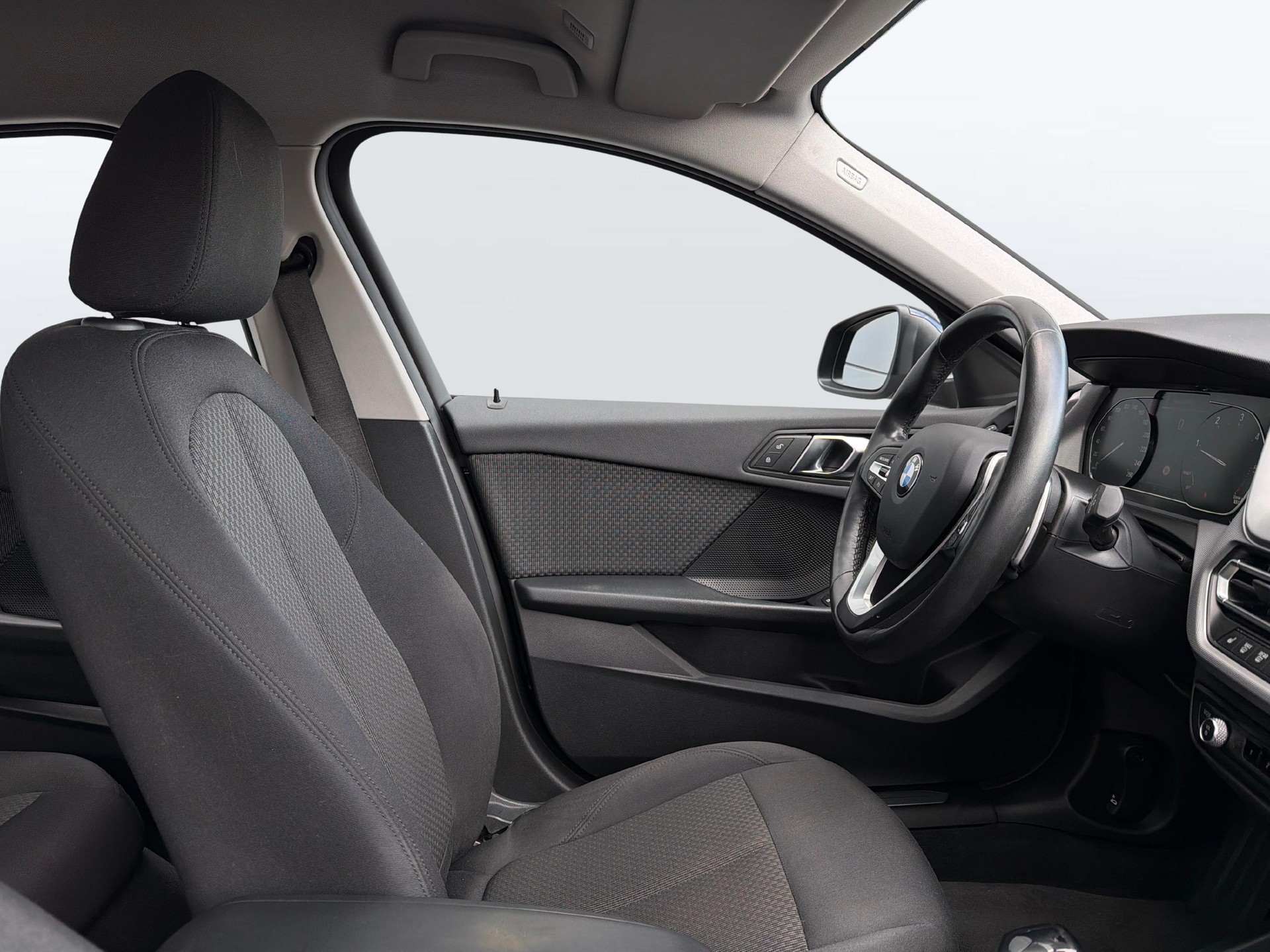 BMW 118d Boîte Automatique (CH)-image-12